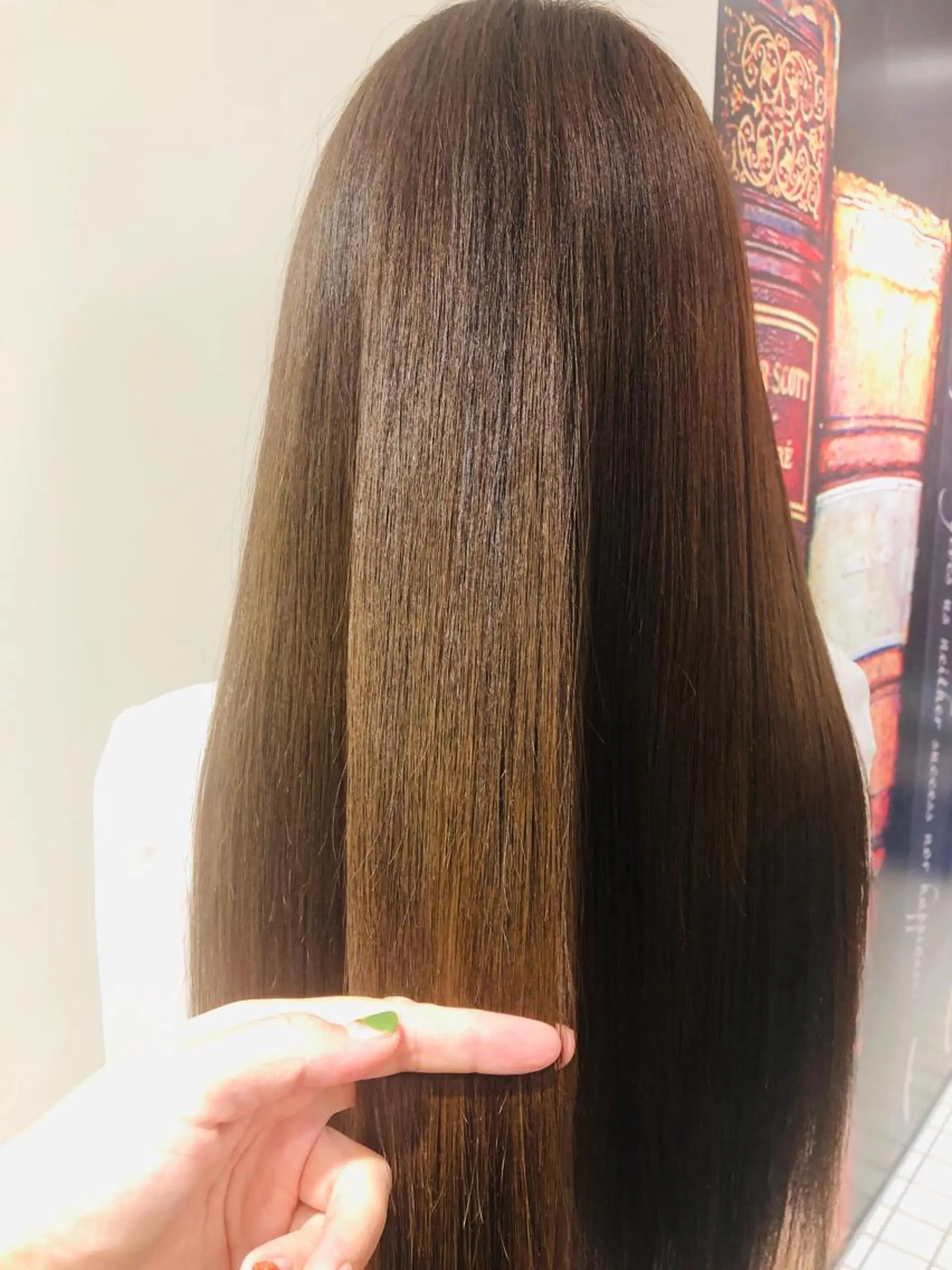 ロング トリートメント ヘッドスパ 岡田 夏実のヘアスタイル