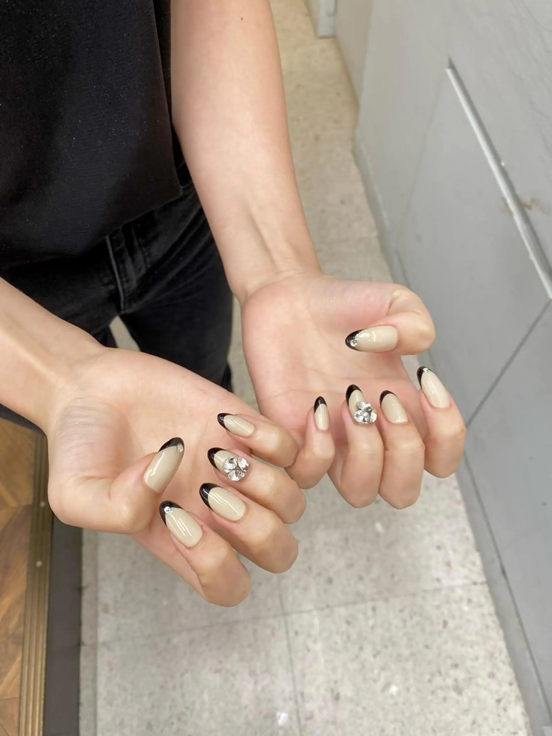 ネイル ハンドネイル 京都レイヤーカット/ 縮毛矯正/羽柴りくのヘアスタイル