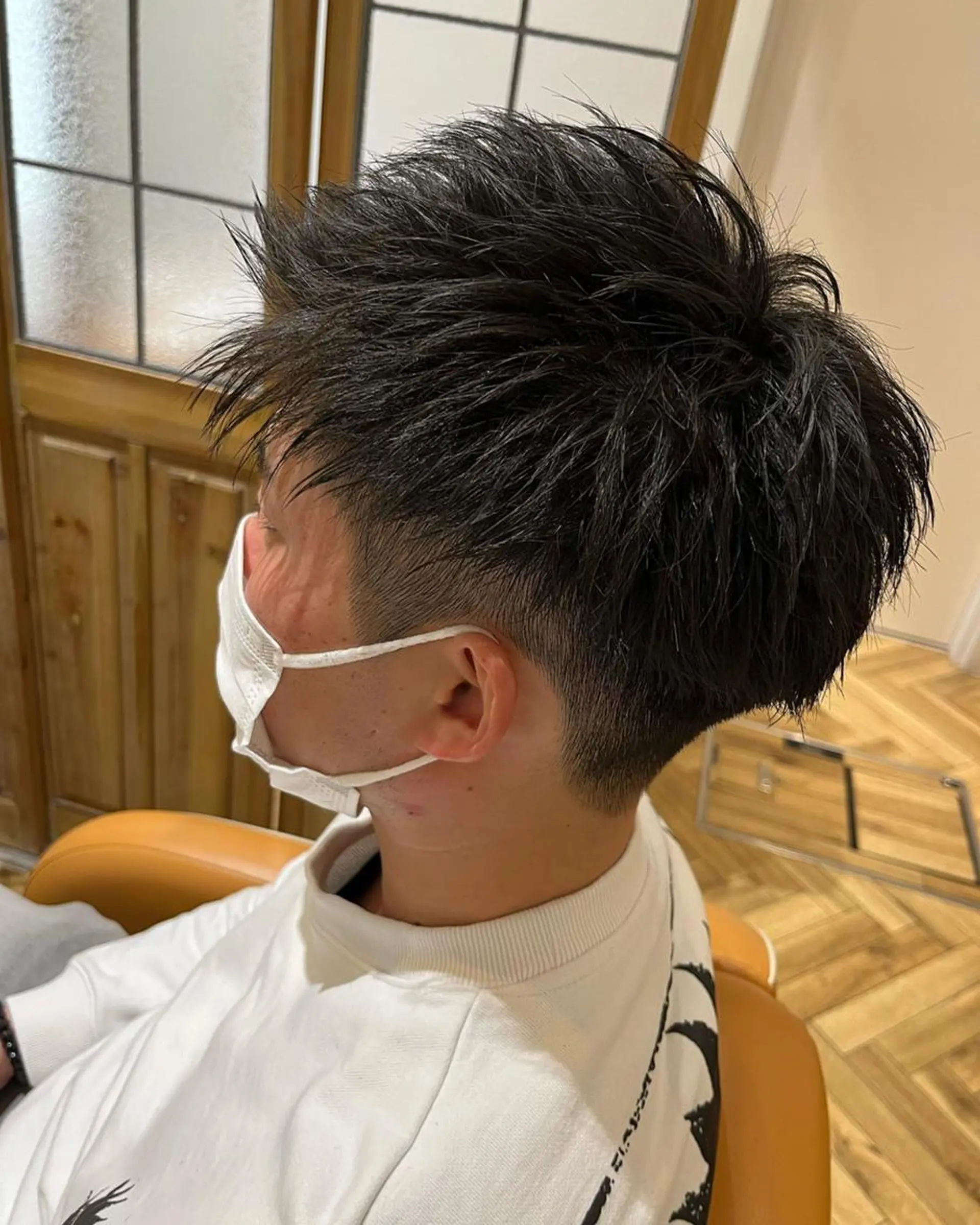 ショート カラー メンズ メンズパーマ 学生(メンズ向け) メンズショート ツーブロック 外国人風カラー 🌿ヤマグチ ユウキ🌿のヘアスタイル