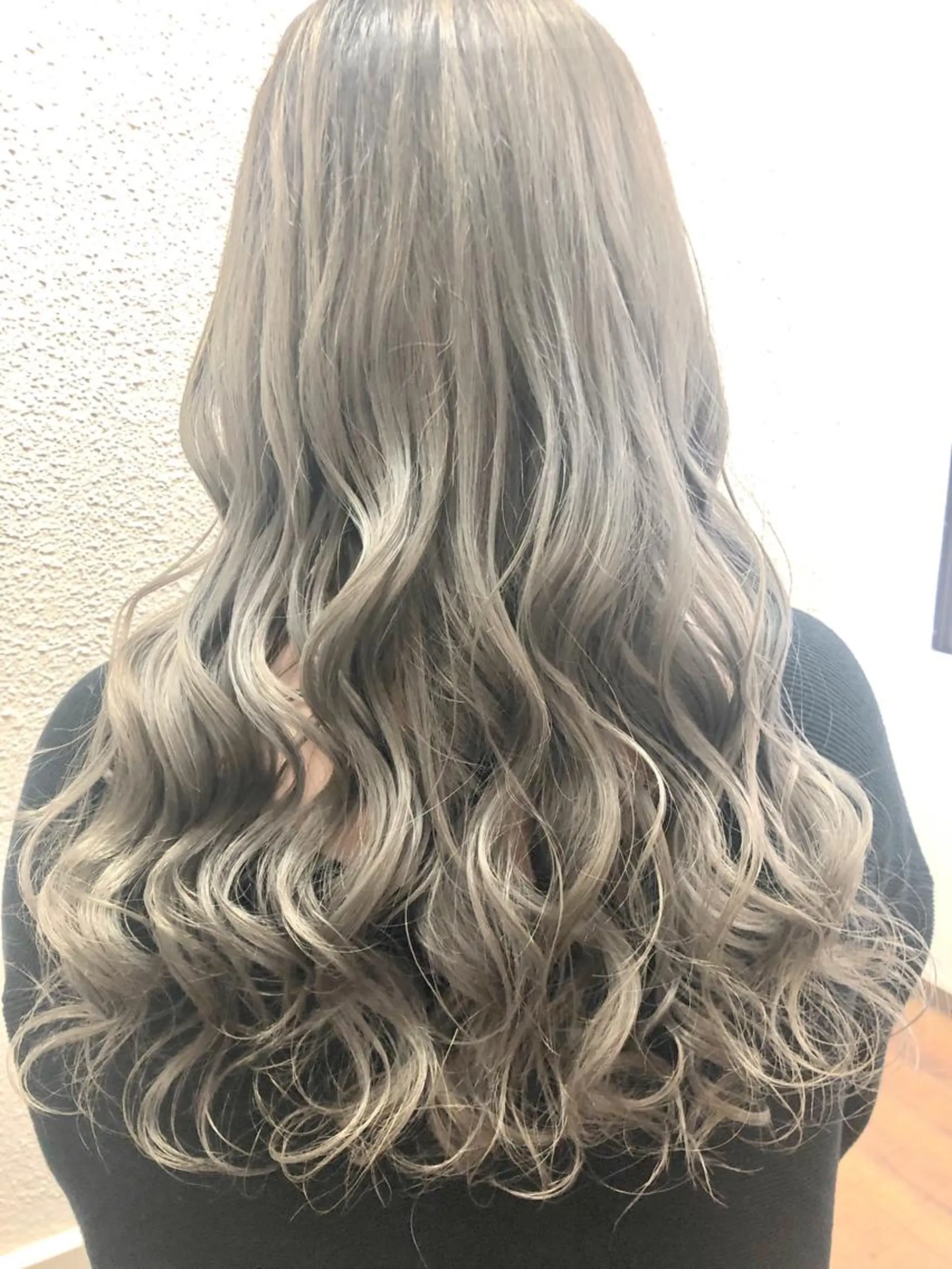 ロング カラー グレージュ カット ヘアカラー トリートメント 髪質改善/美髪矯 正ヤマモトハルキのヘアスタイル