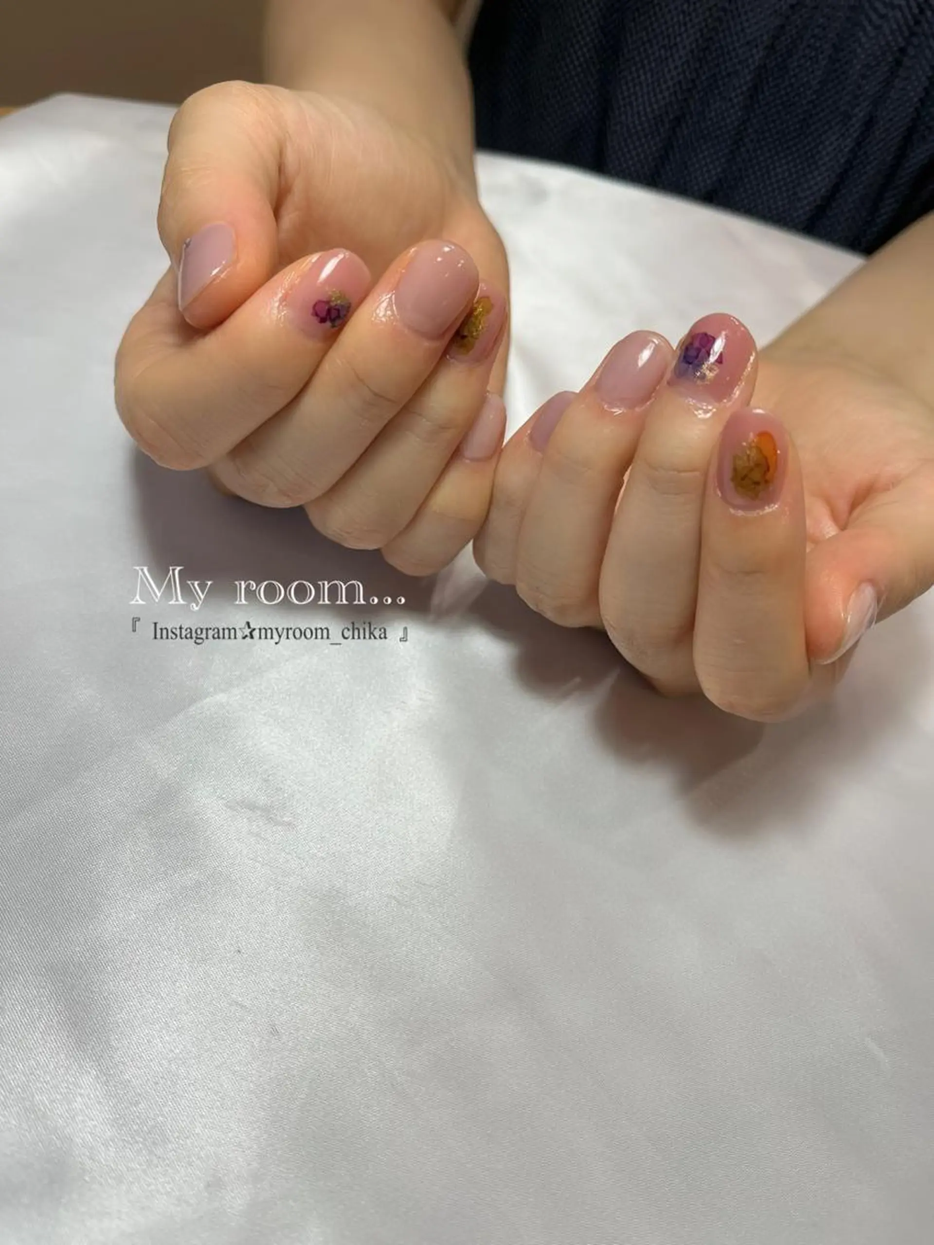 ネイル ハンドネイル フットネイル Amua.facial salon所属・Amua.ハーブ 新宿御苑駅前のエステ・リラクイメージ