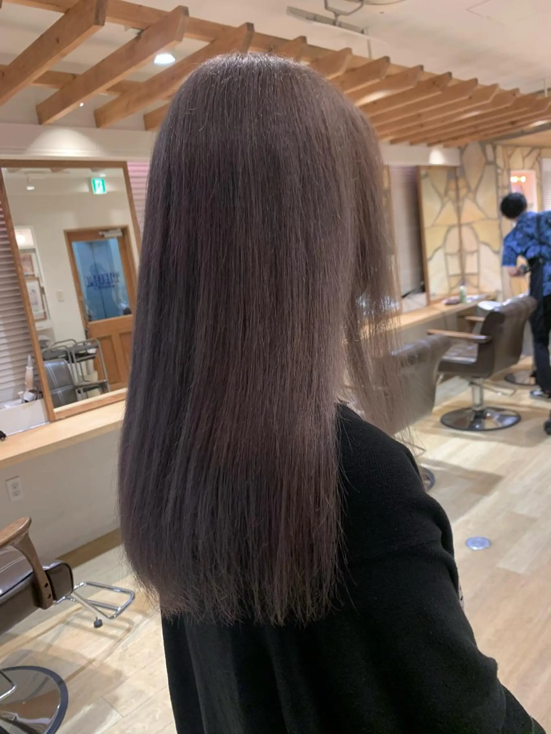 ロング 渋谷ハイトーン/ デザインカラー阿部のヘアスタイル