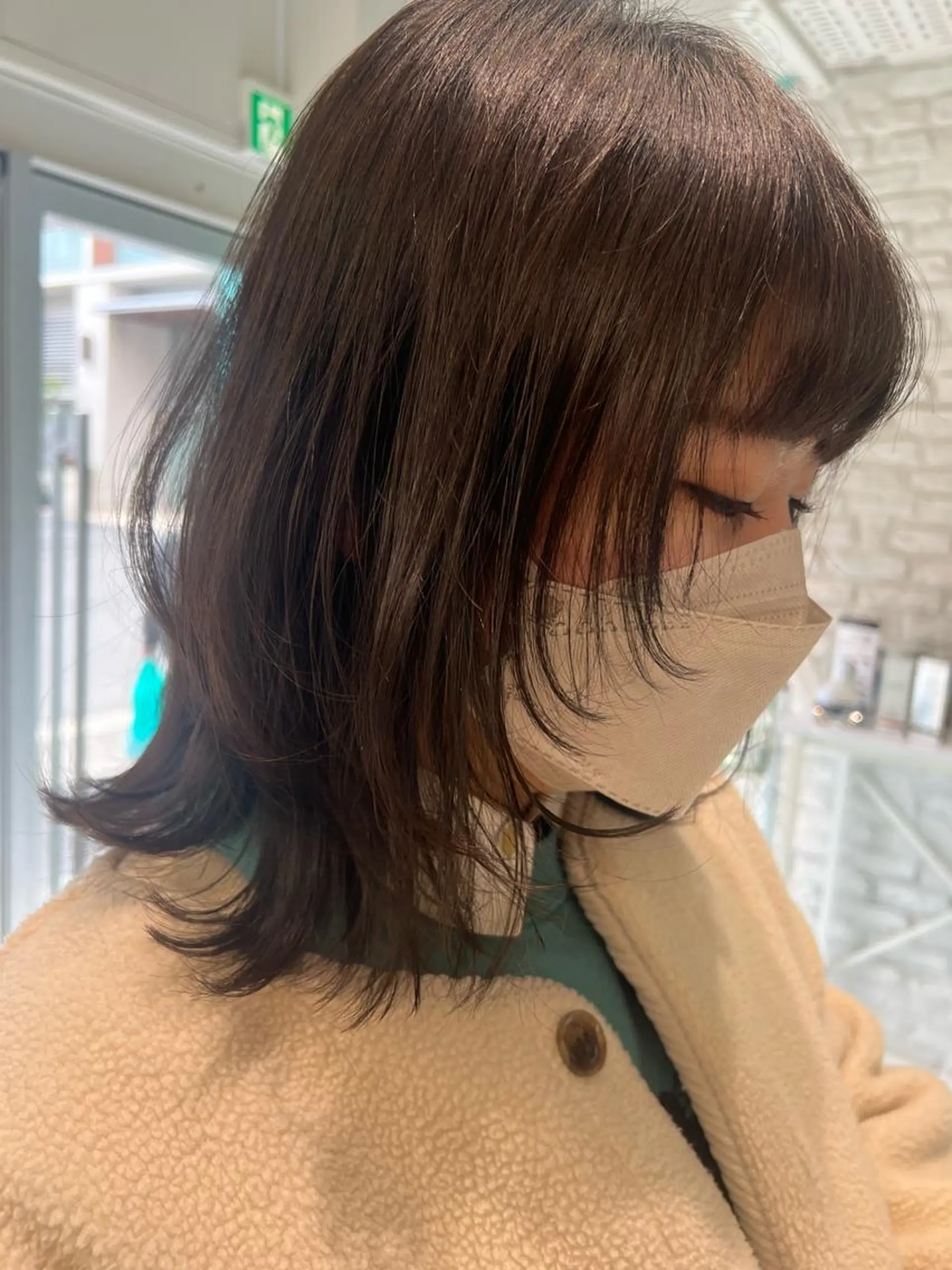 ミディアム ウルフカット カット ヘアカラー LEE HORIE所属・松田 百花のヘアスタイル