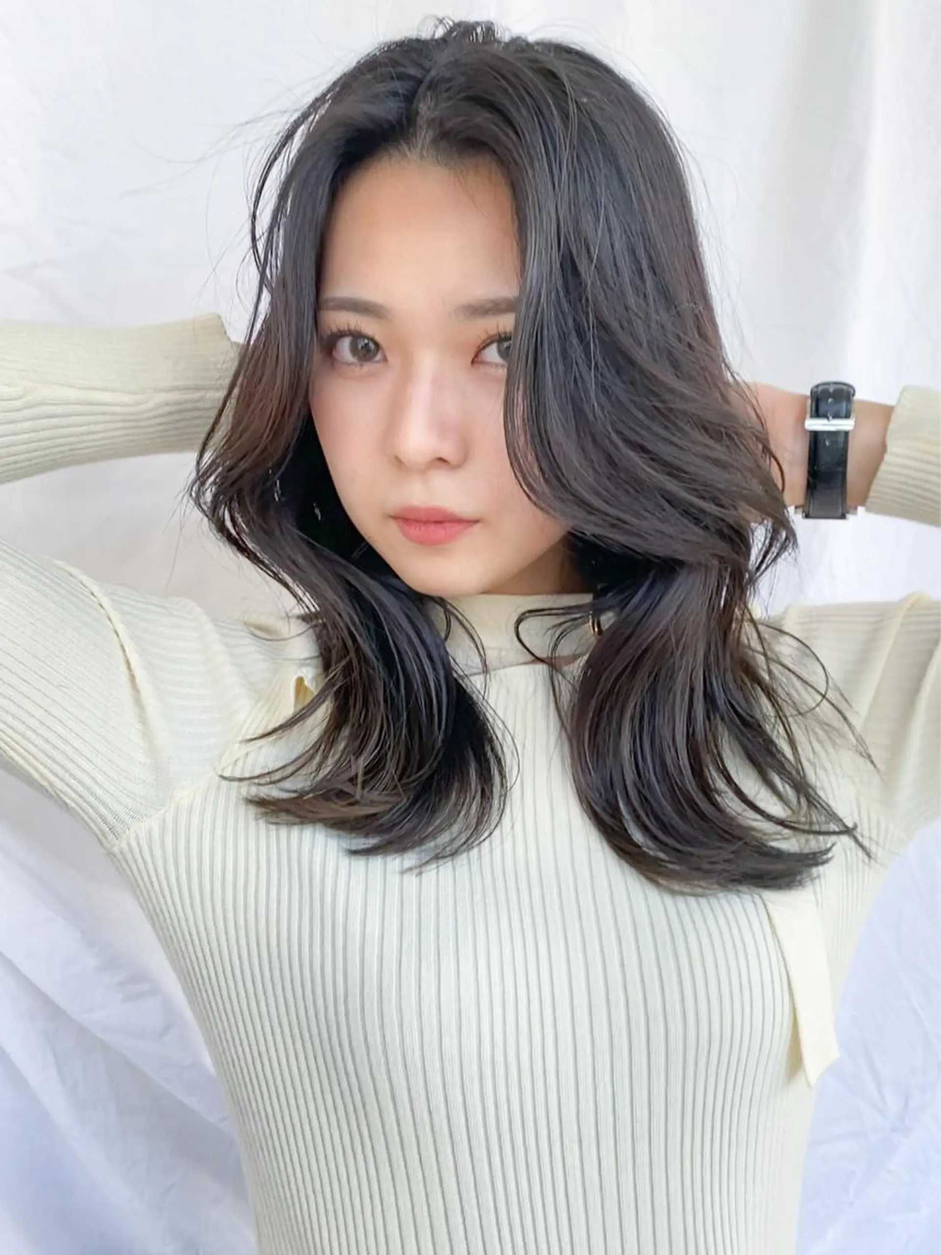 セミロング くびれヘア 顔周りカット 小顔カット トリートメント 【1日2名様限定】 AFLOAT白川雄副のヘアスタイル