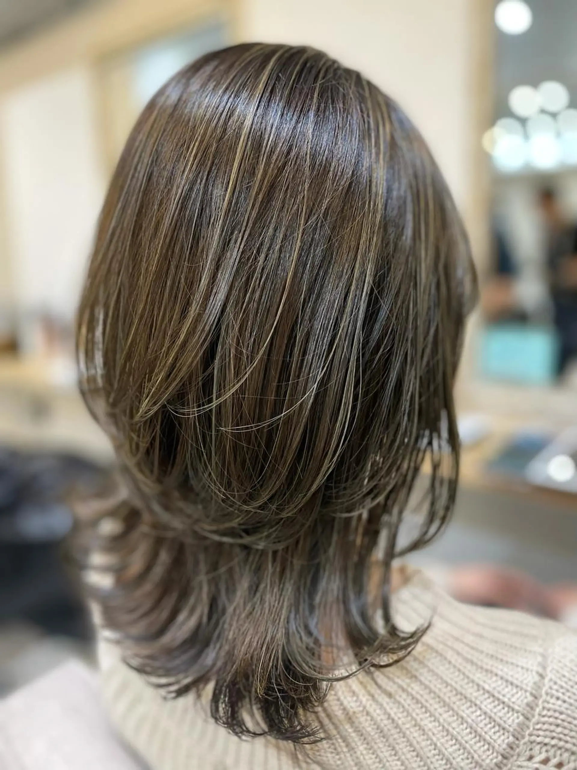 ミディアム カラー カット ヘアカラー レイヤーカット・ 縮毛矯正 星野のヘアスタイル