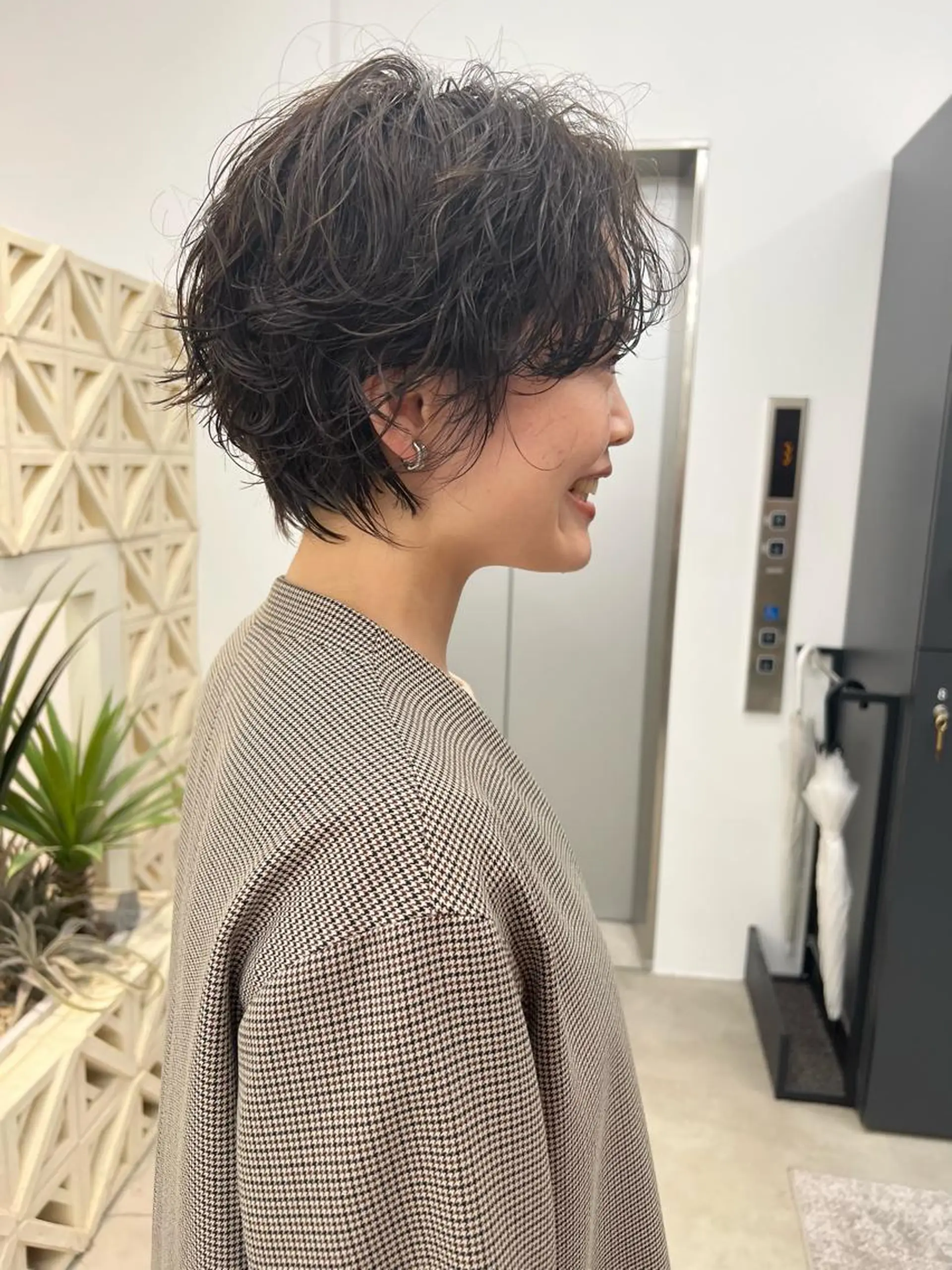 ショート カット パーマ 堀井 菜月のヘアスタイル