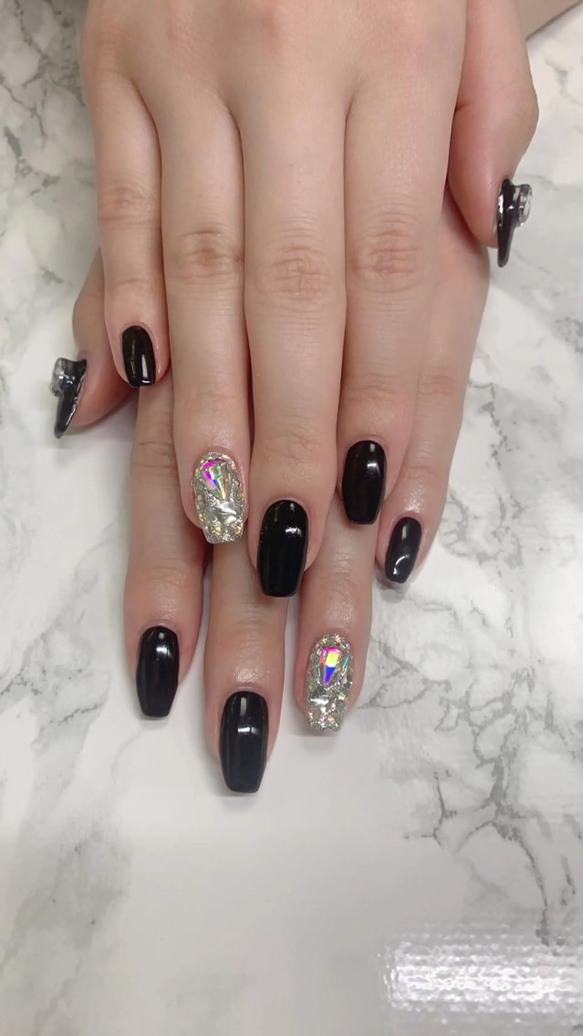 ネイル はな💎ネイル ワンホン、長さ出しのネイルデザイン