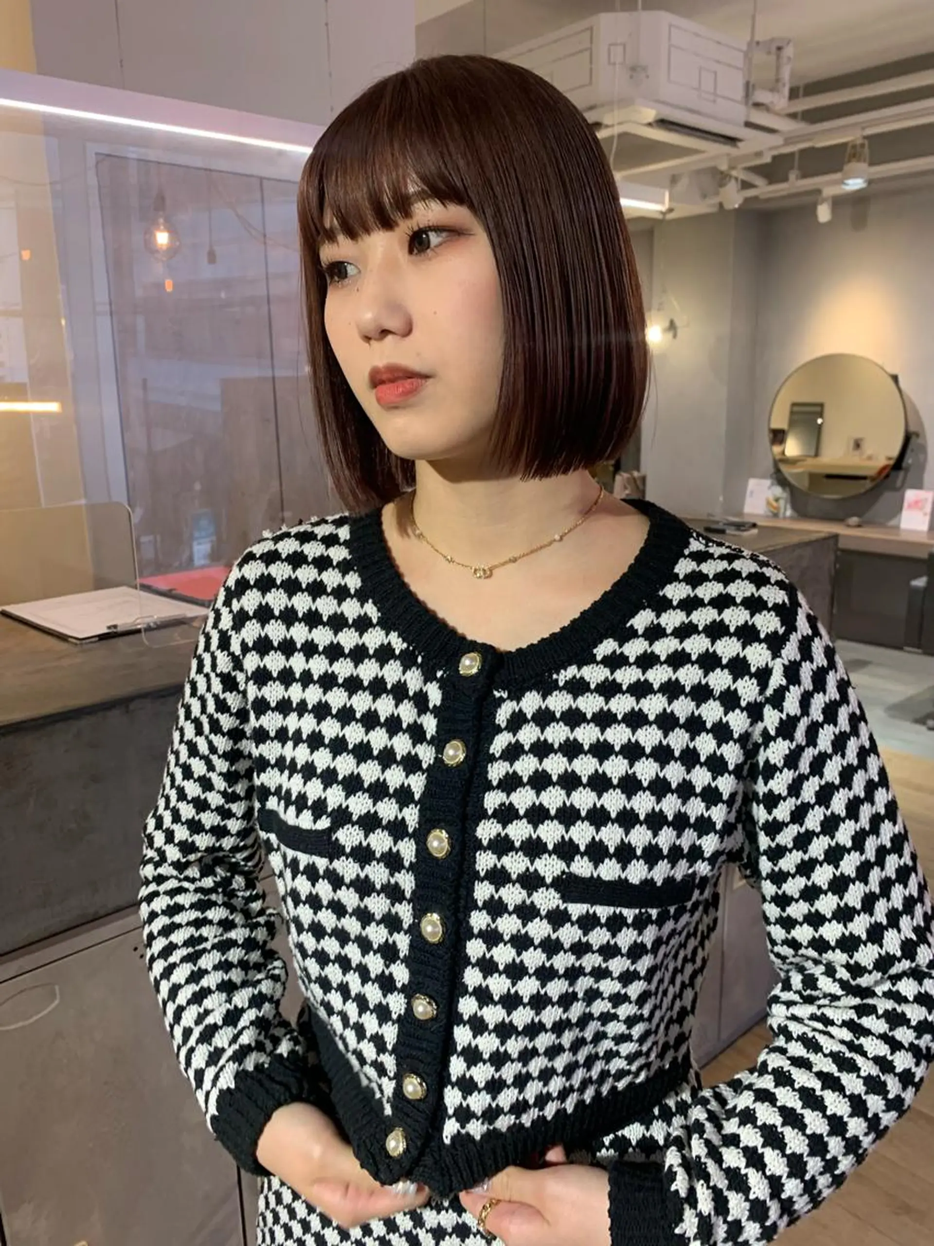 ショート カラー カット ヘアカラー 美髪・シールエクステ ホソタニリョウコのヘアスタイル