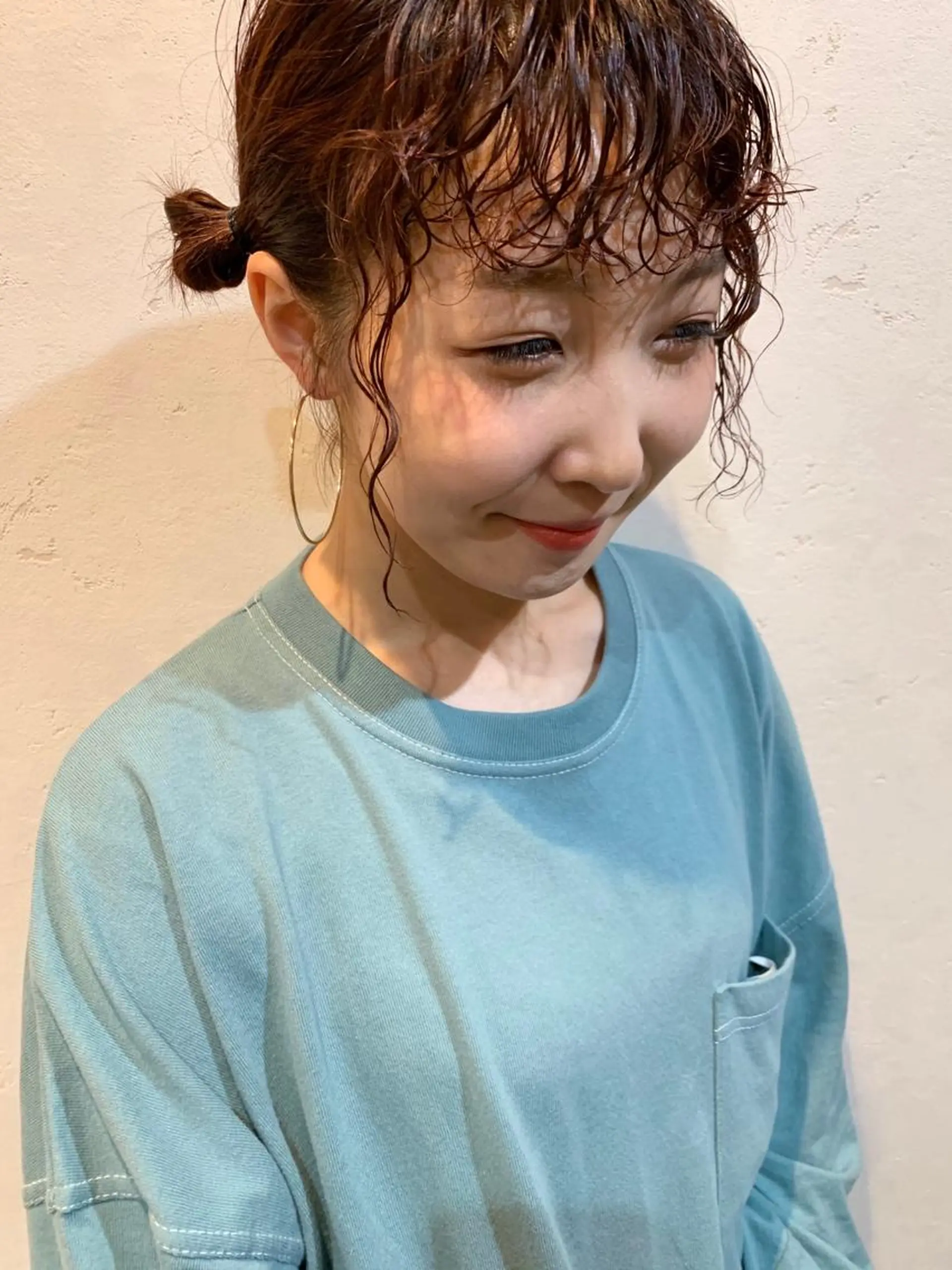 ミディアム カラー パーマ ミディアムパーマ オレンジ Nico所属・Nico🌛 Karenのネイルデザイン