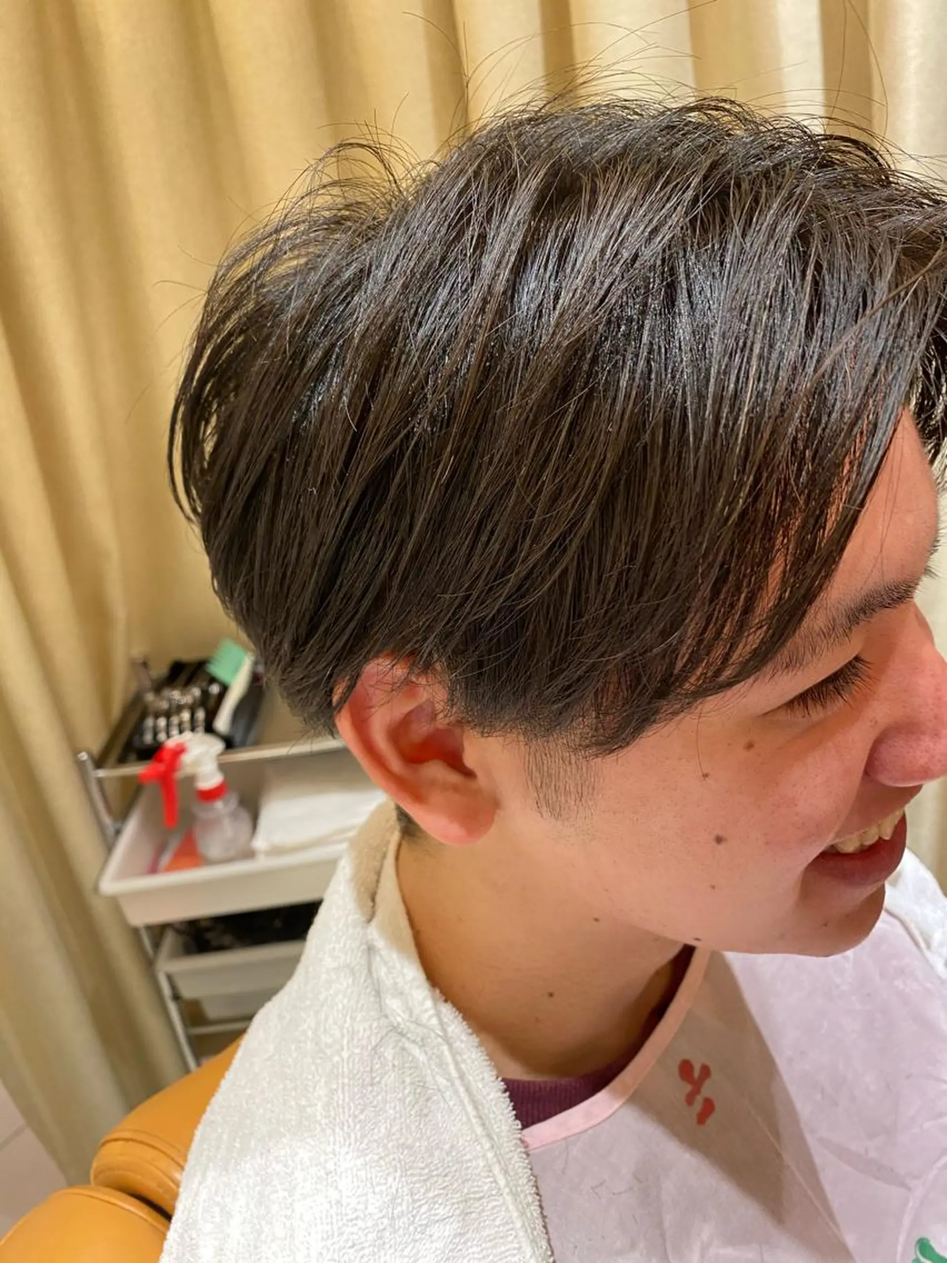 ミディアム ヘアーサロン　エステ所属・川満 琢也のヘアスタイル