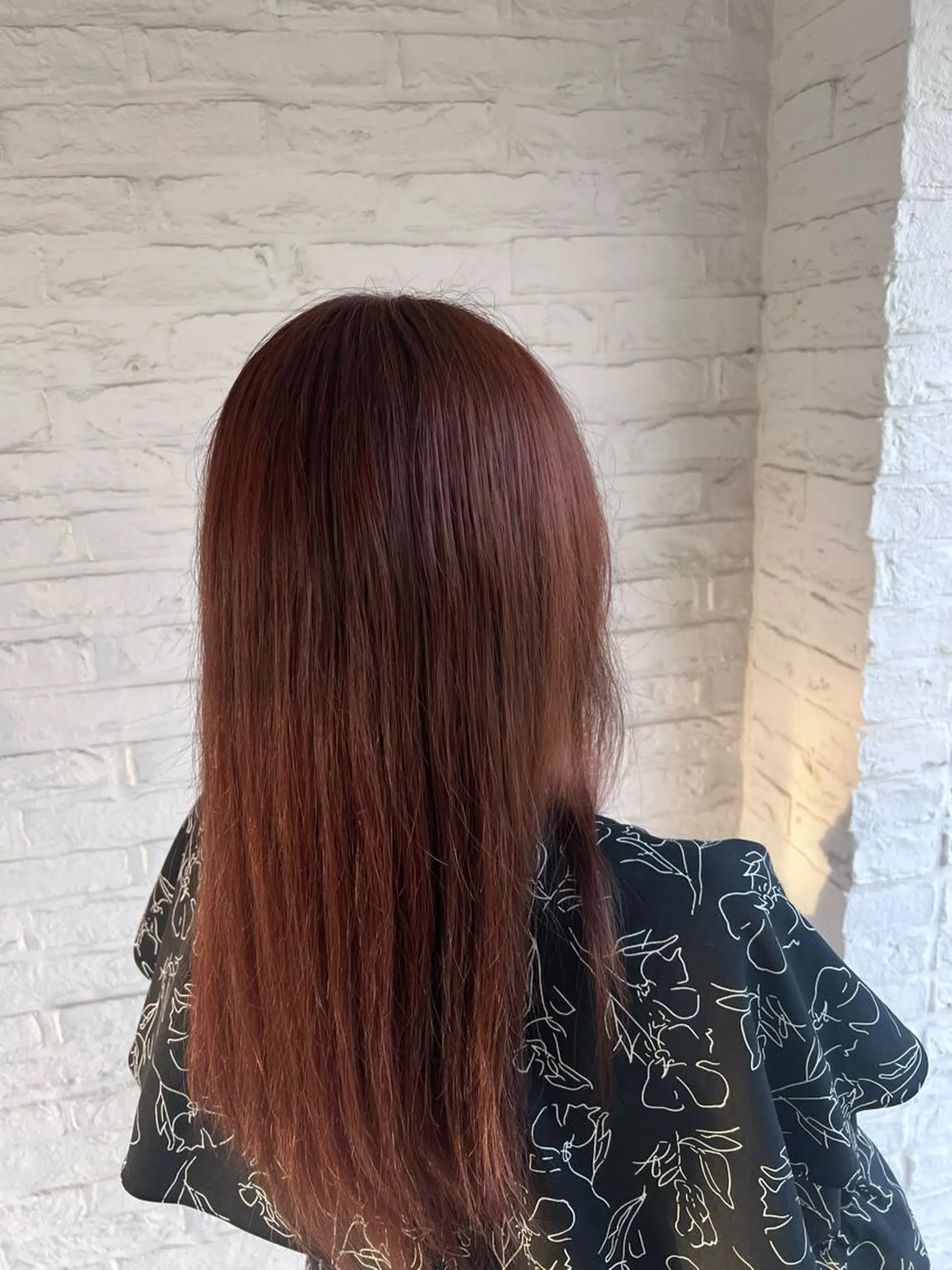 カラー 山田 愛華のヘアスタイル