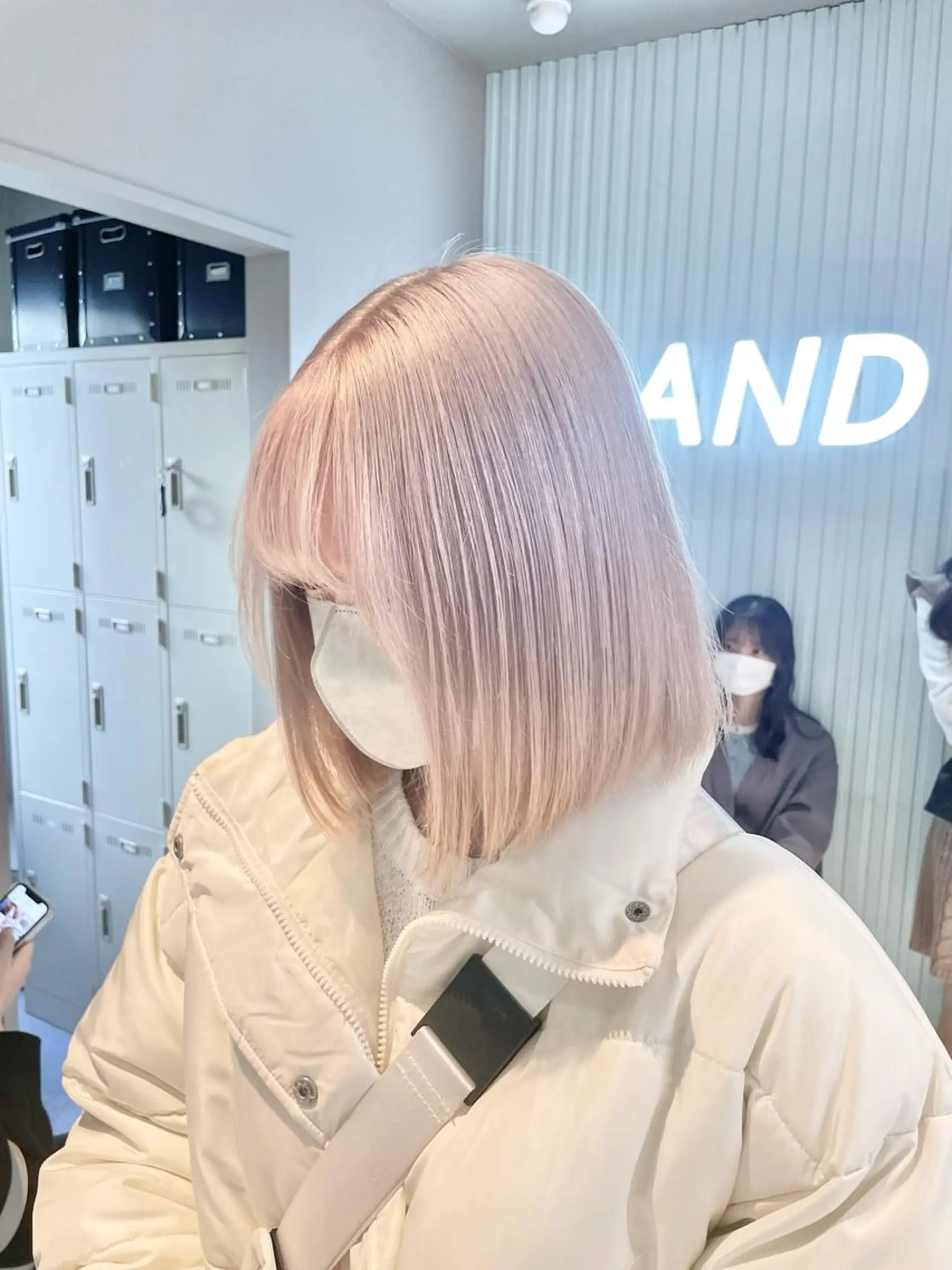 ショート カラー ヘアカラー トリートメント ヘアセット 🩵ハイトーン 美咲🩵のヘアスタイル