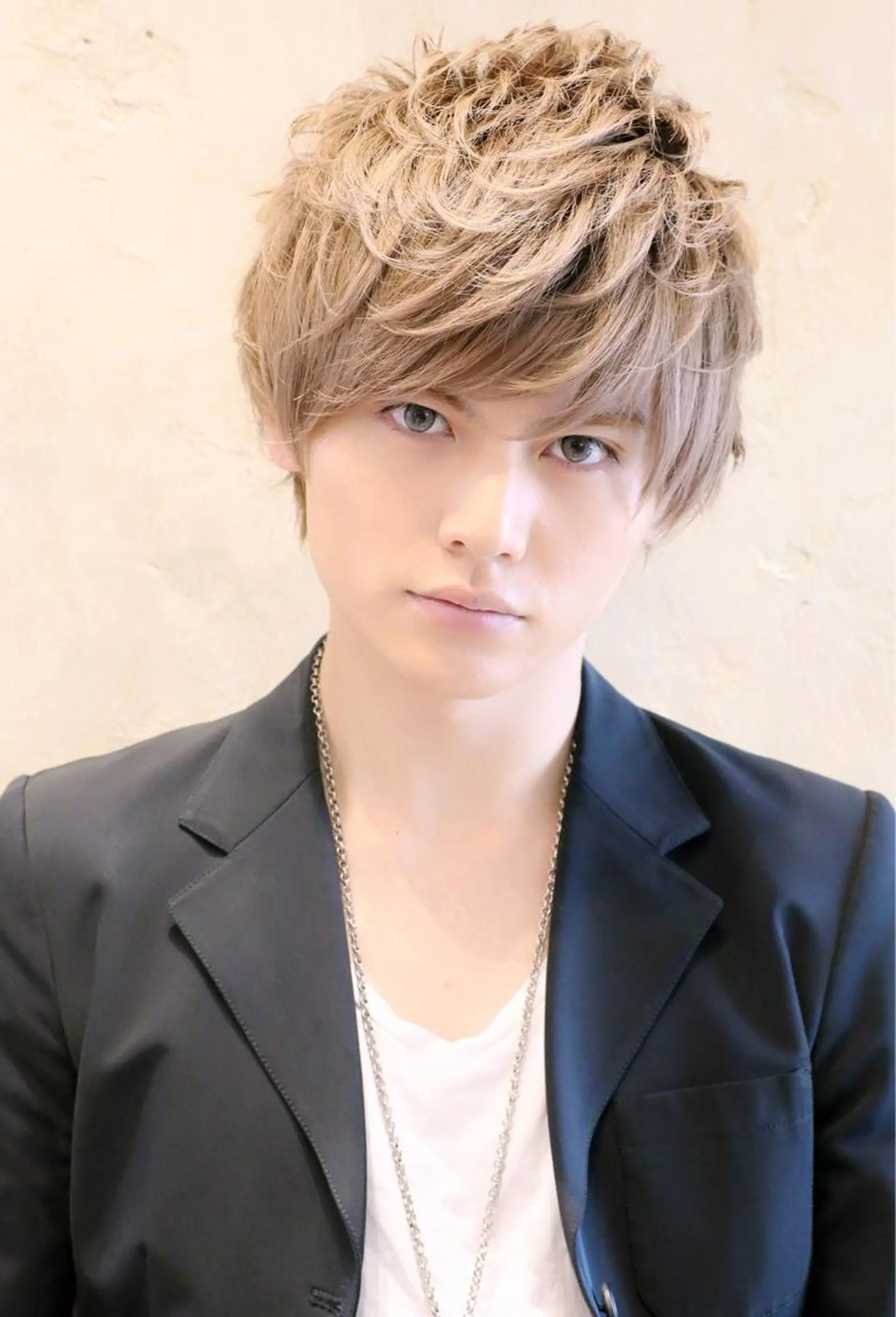 ショート カラー パーマ メンズ メンズパーマ Soleria /ソレリア所属・メンズカットのプロ 田中慎一のヘアスタイル