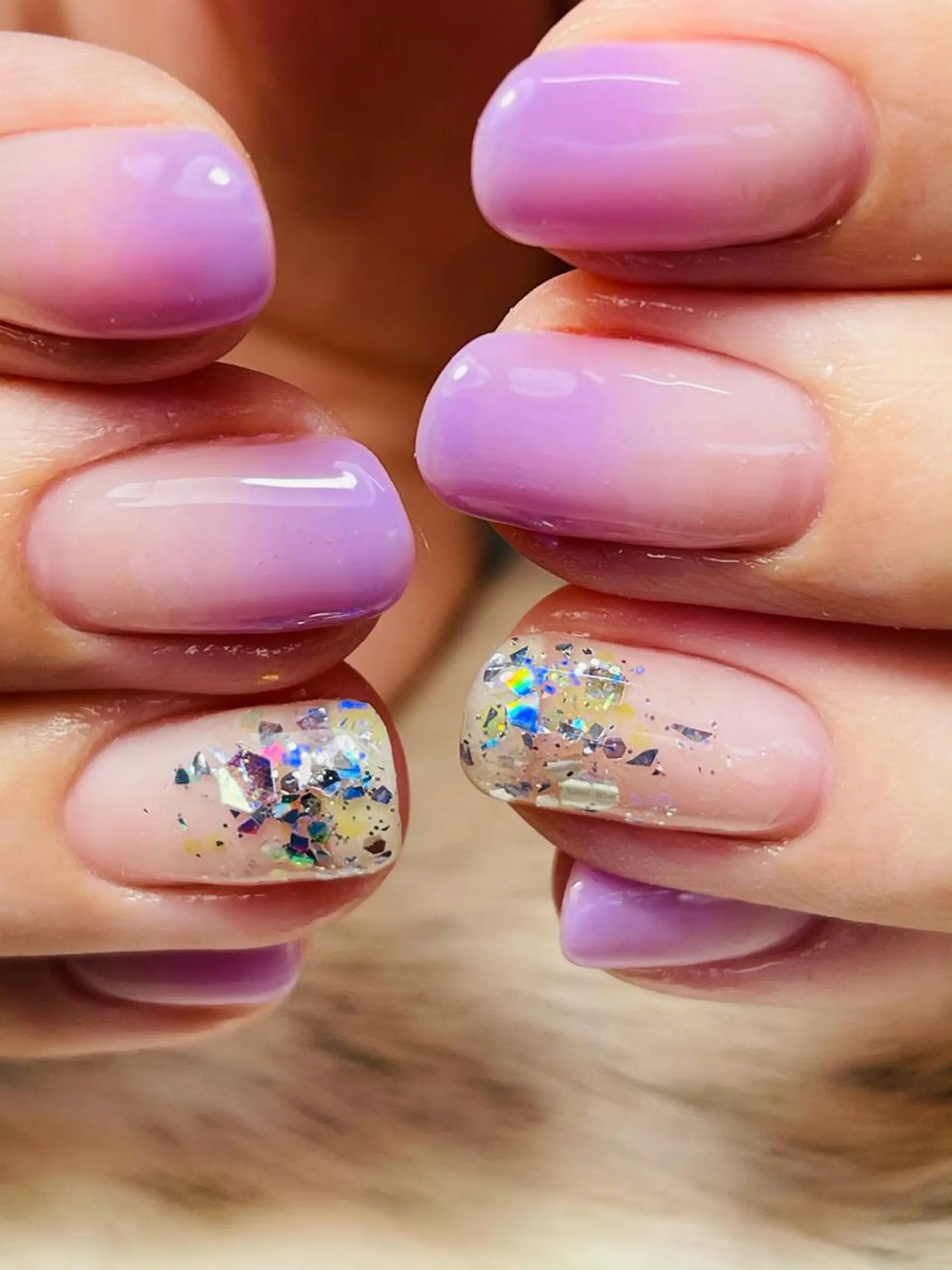 ネイル ラメ(グリッター) ラメグラデーション パープル nail salon Axia所属・nail salon Axiaのネイルデザイン