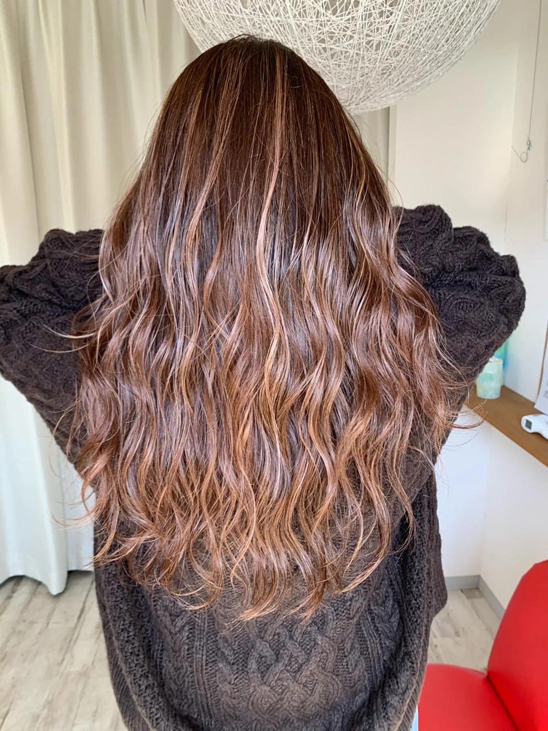 ロング ハイライト カット ヘアカラー Welila by haku所属・Yuuki ウェリラバイハクのヘアスタイル