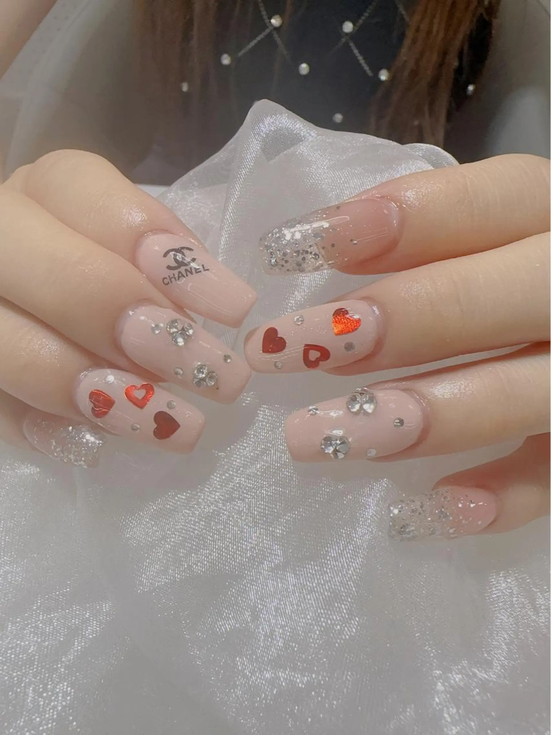 ネイル ハンドネイル VIVIAN リサのネイルデザイン