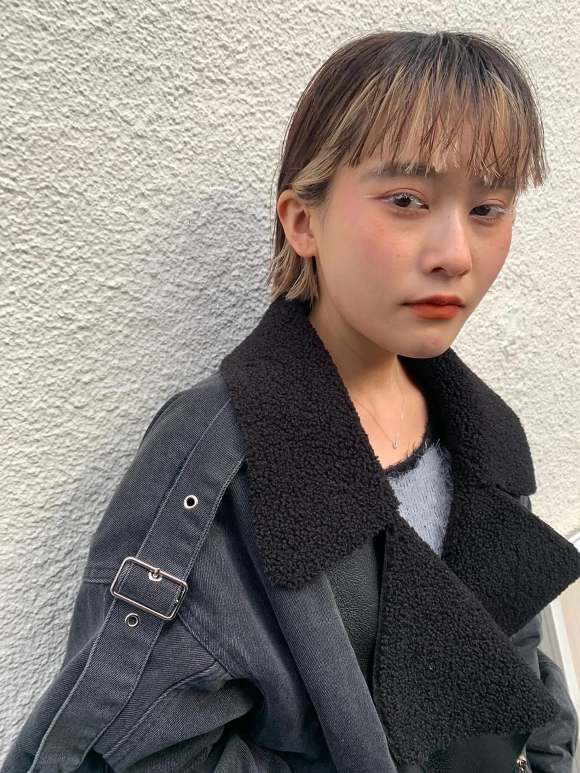 ショート ハイライト レイヤーカット 外ハネヘア ヘアカラー トリートメント lok[ロク] 高田馬場のヘアスタイル