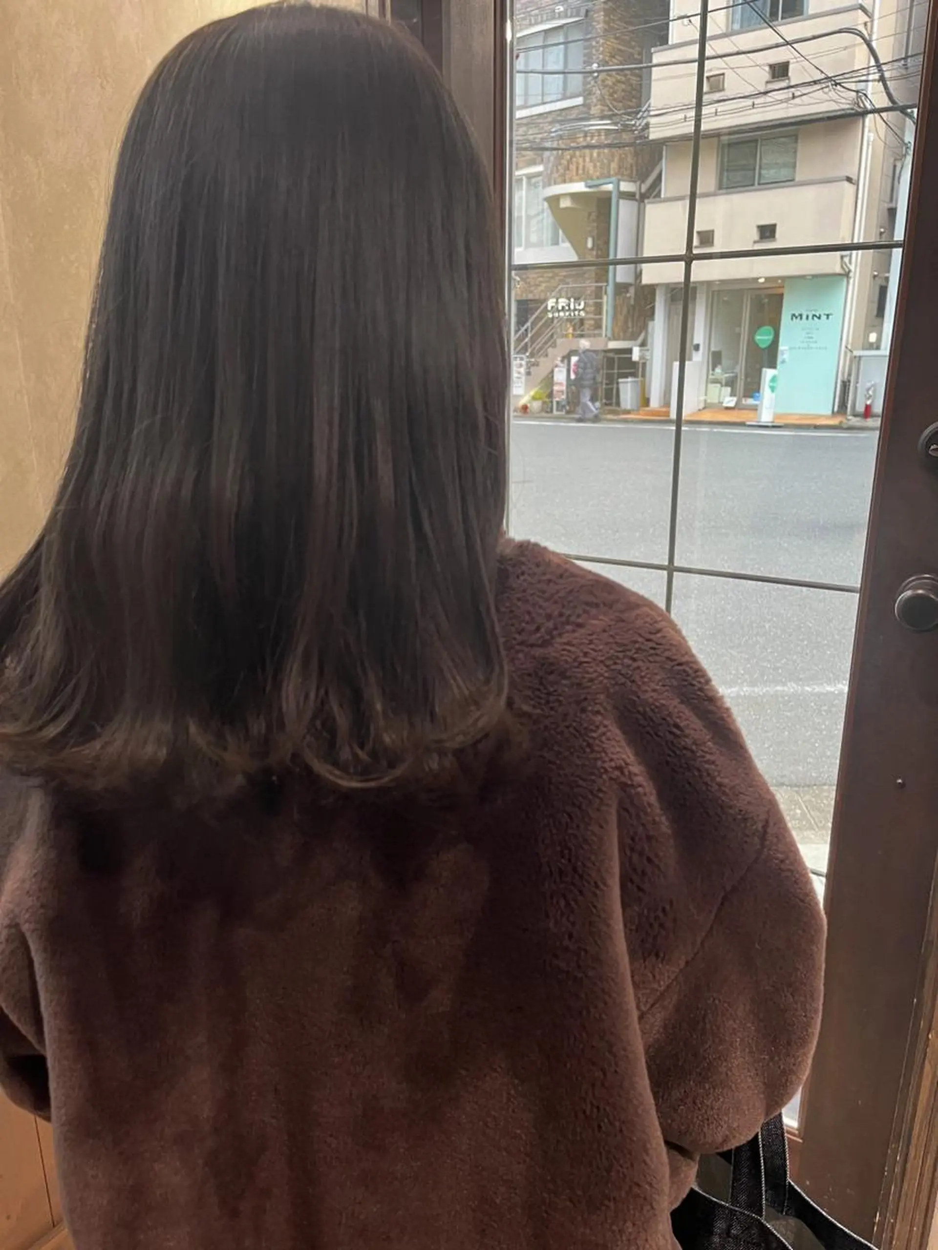 セミロング カラー 透明感カラー オリーブカラー stylist  ＊ mahoのヘアスタイル
