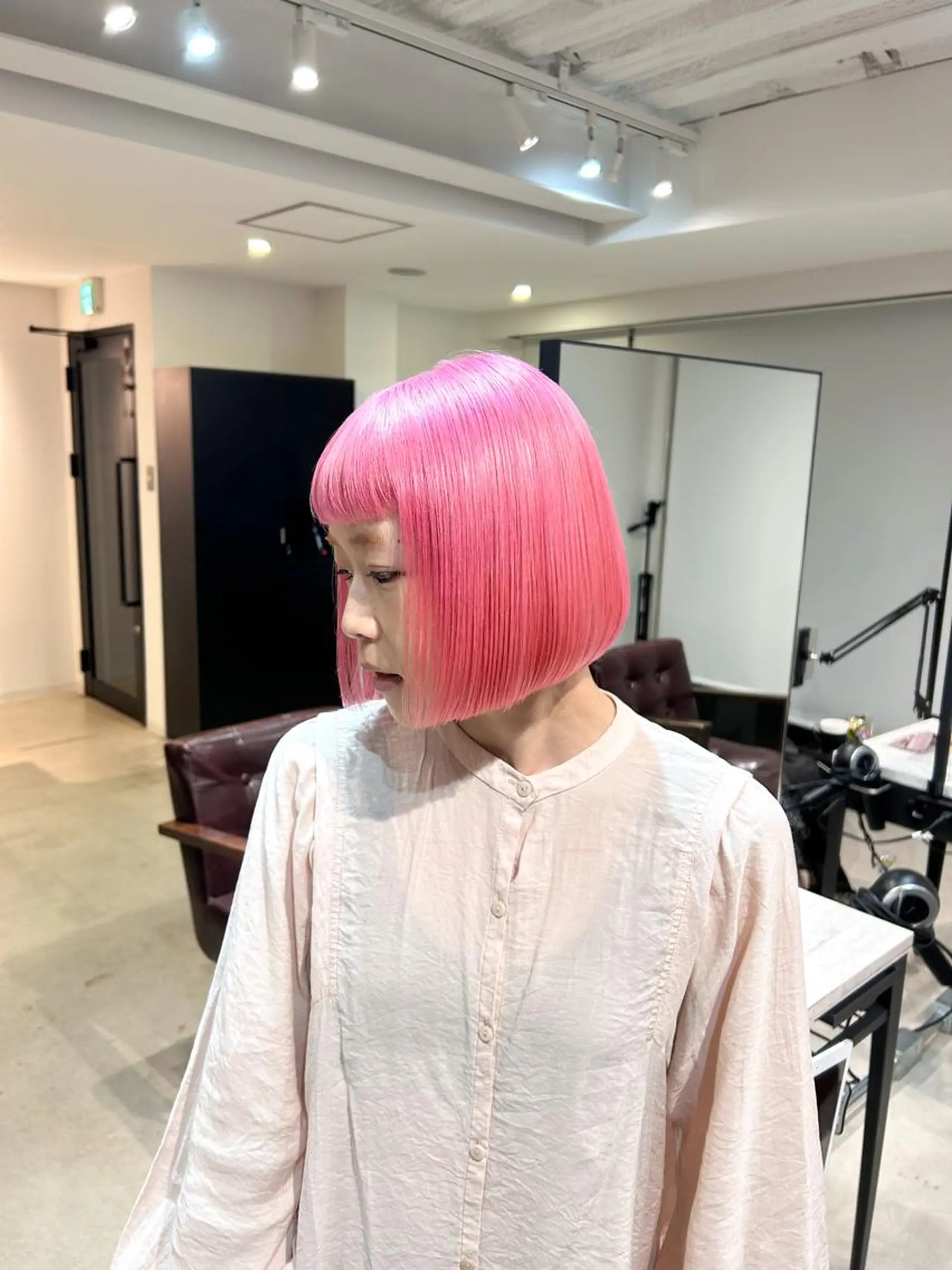 ショート カラー ROIS表参道所属・ケアブリーチ/ ブリーチ/Kazuoのヘアスタイル