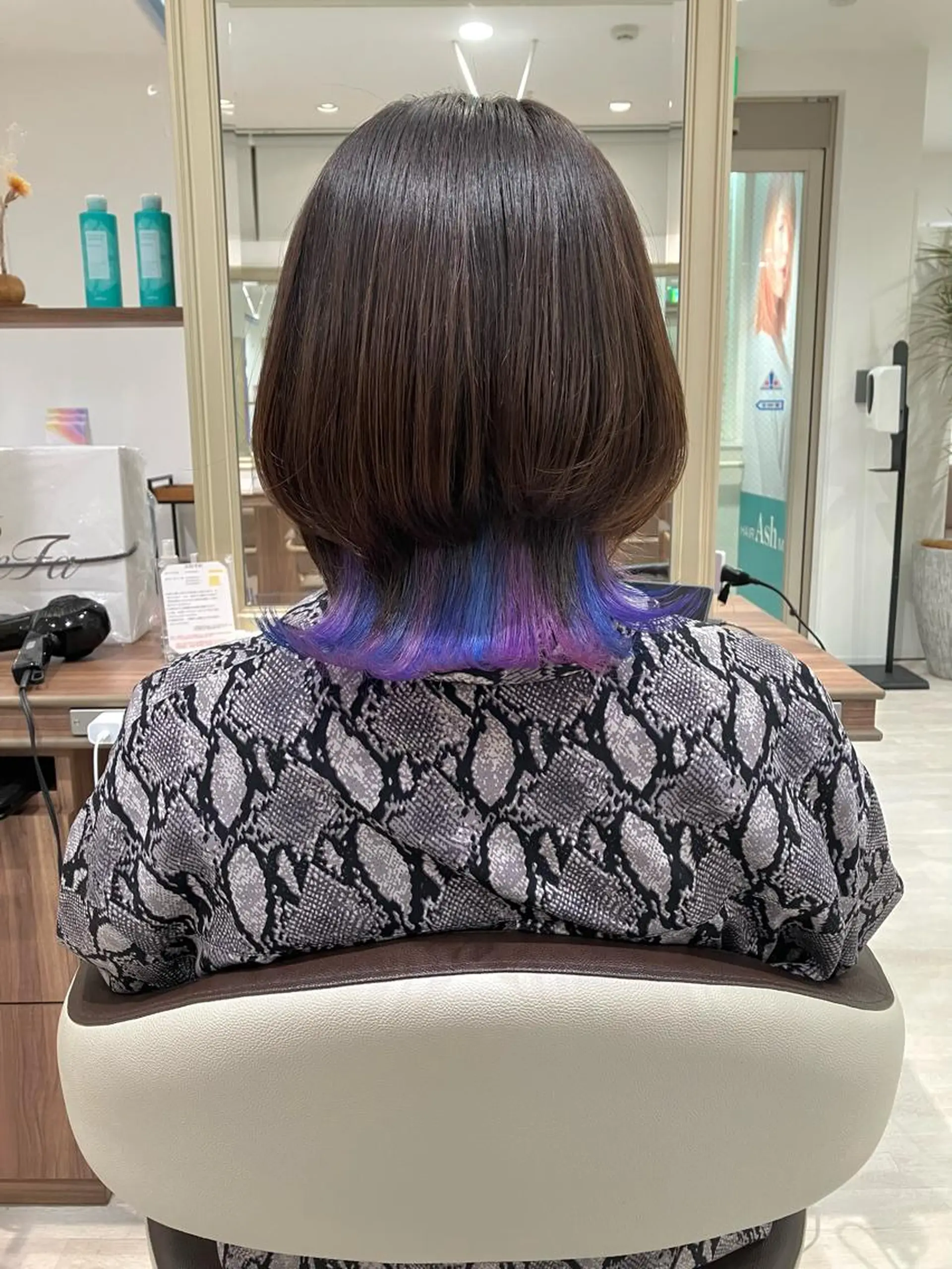 ミディアム カラー ヘアカラー Re:st所属・Miyavi/カラー ショートボブのヘアスタイル