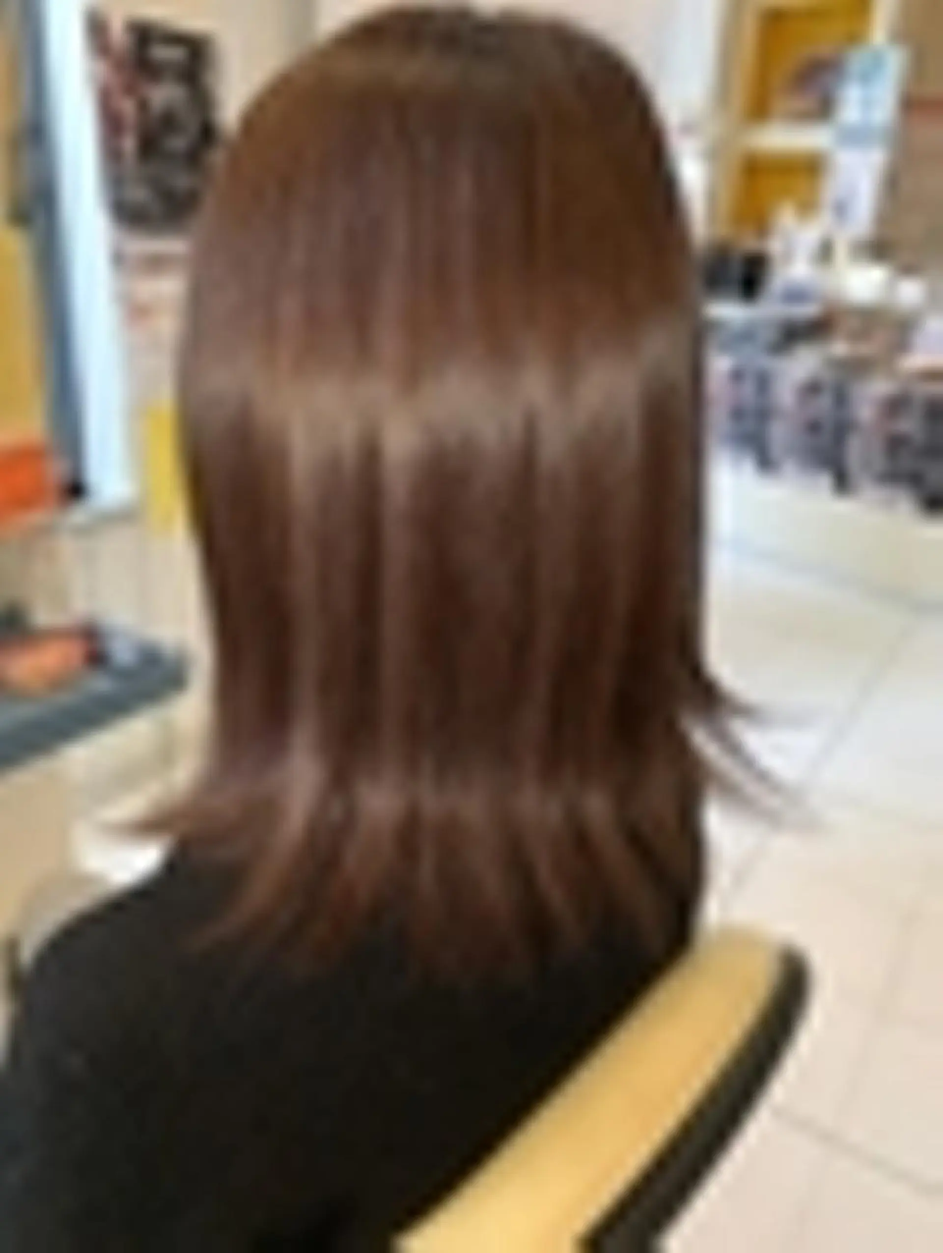 セミロング カラー カット ヘアカラー トリートメント 春日 英親のヘアスタイル