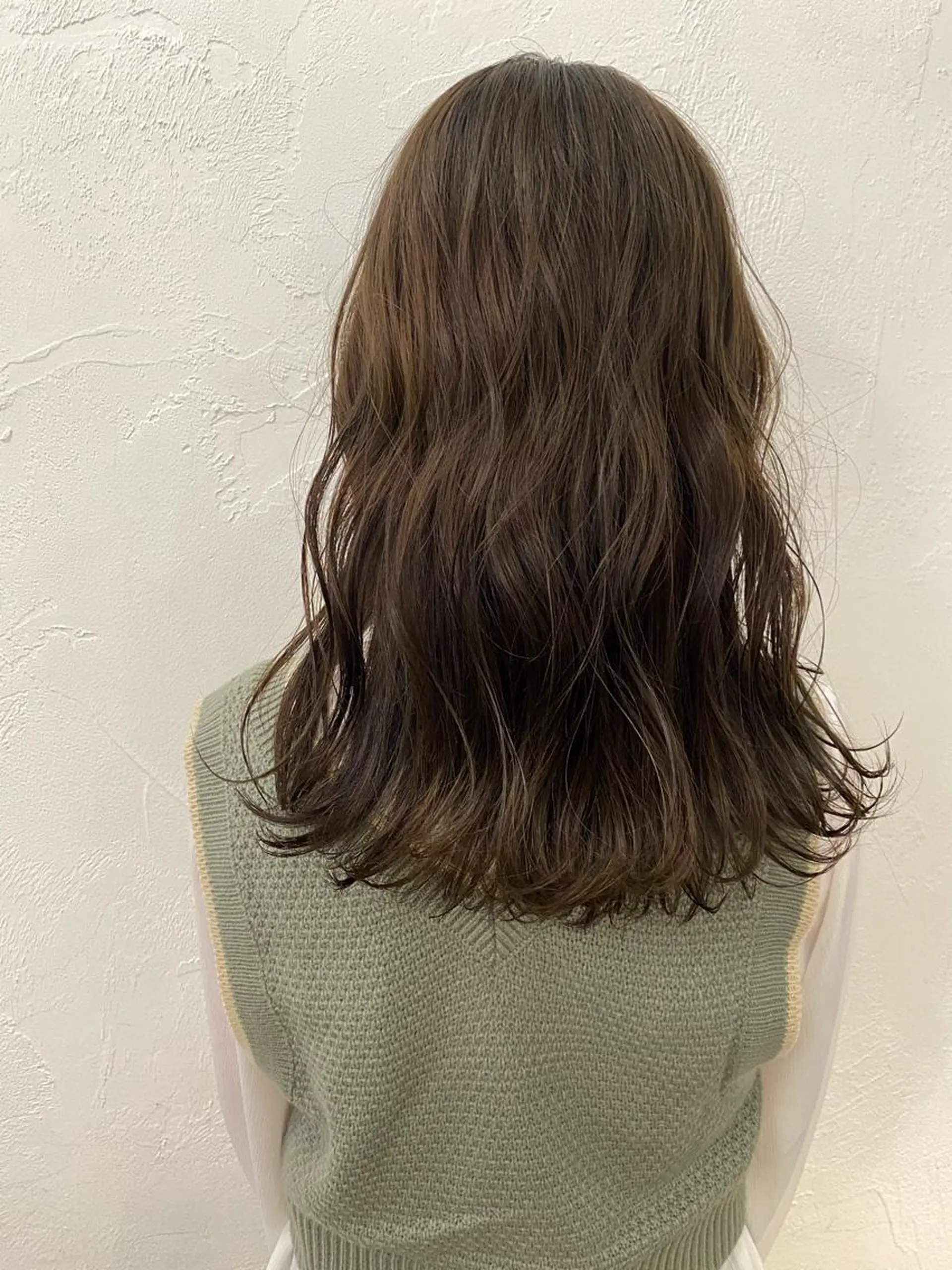 セミロング カラー レピア恵比寿駅前店所属・あくつ りおのマツエク・マツパデザイン