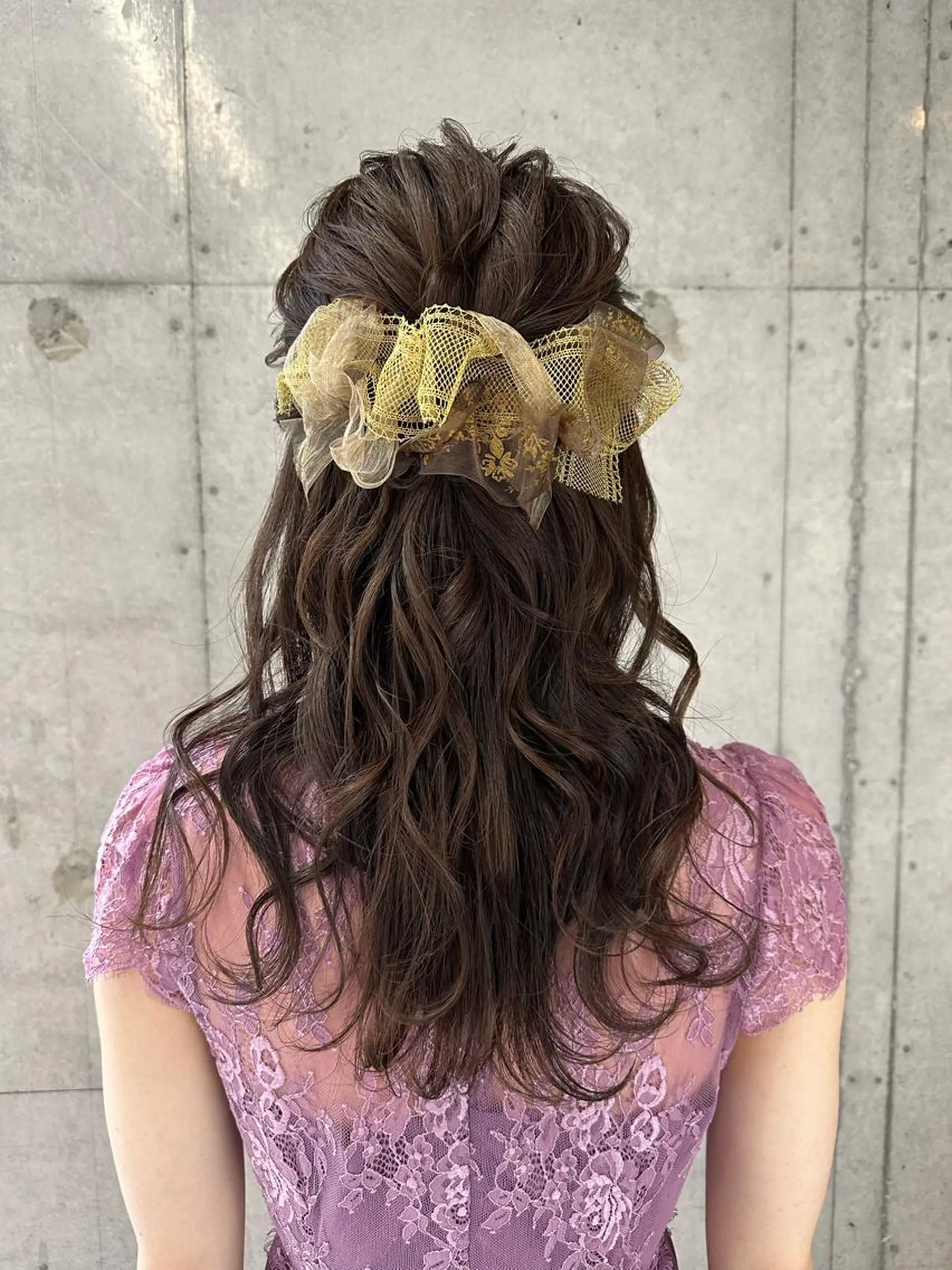 ロング ヘアアレンジ 女性に人気♪ はやしほのかのヘアスタイル