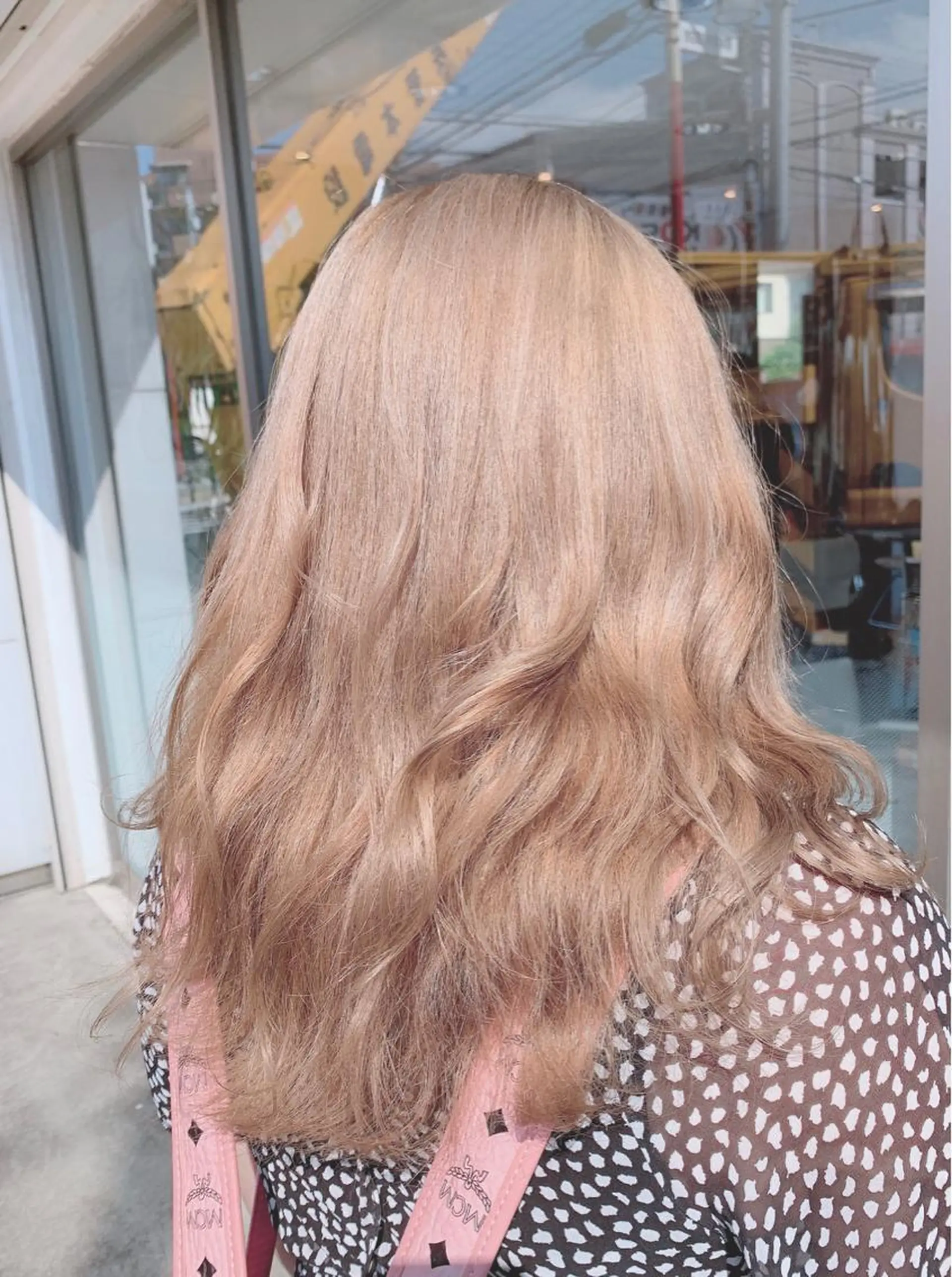 セミロング カラー 脱白髪染め美容師 竹内涼乃のヘアスタイル