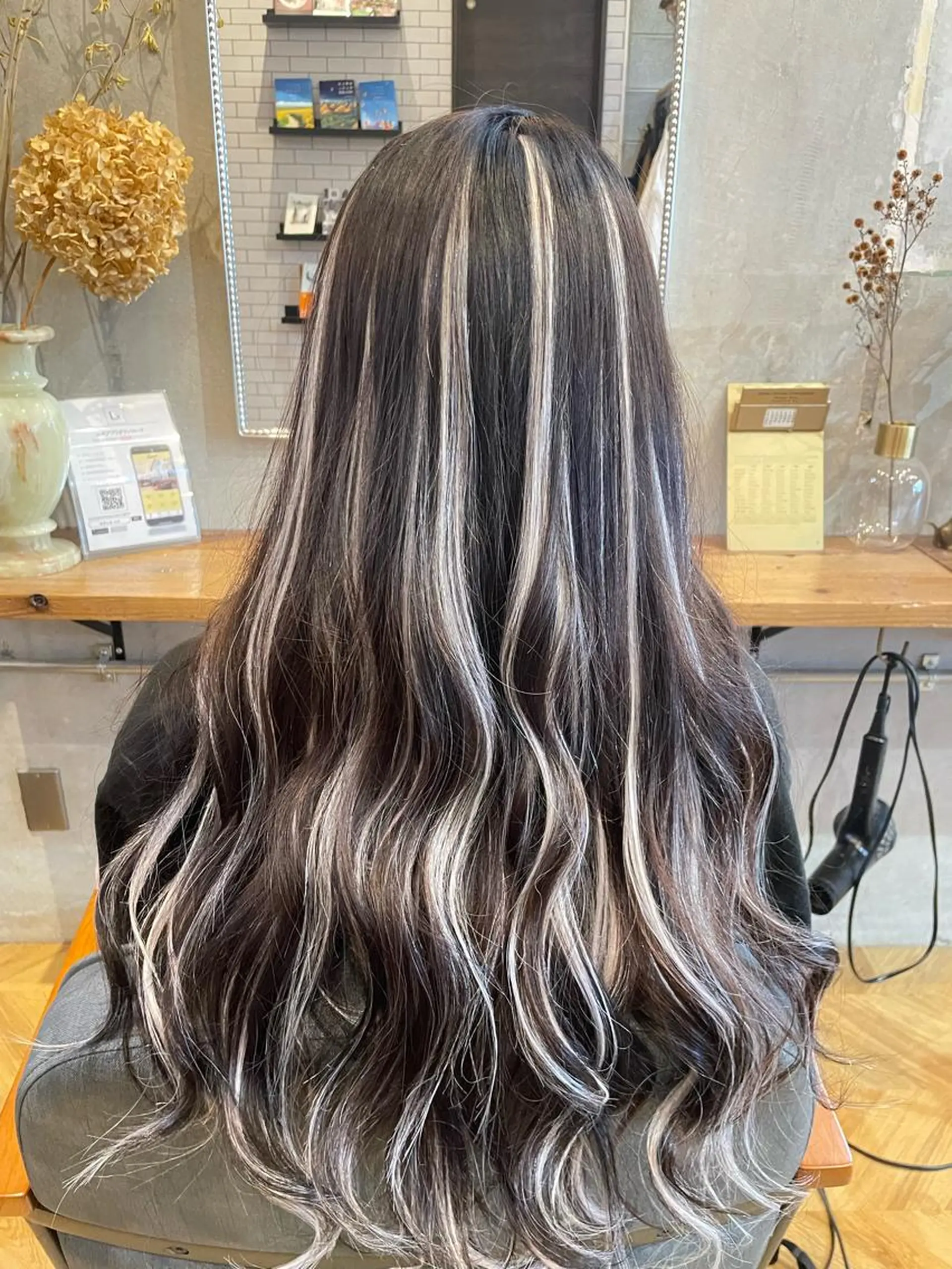 エクステ 服部 洋人のヘアスタイル