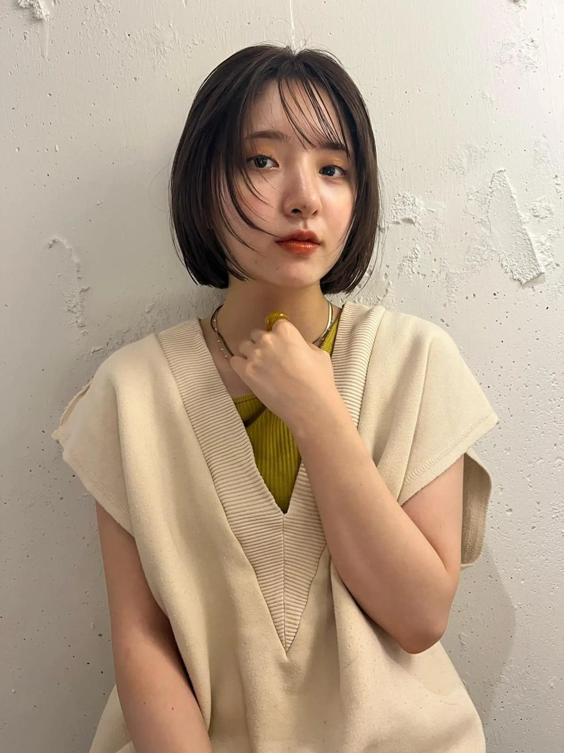 ミディアム カット ヘアカラー トリートメント 上品な暖色/丸みボブ Chie🪷のヘアスタイル