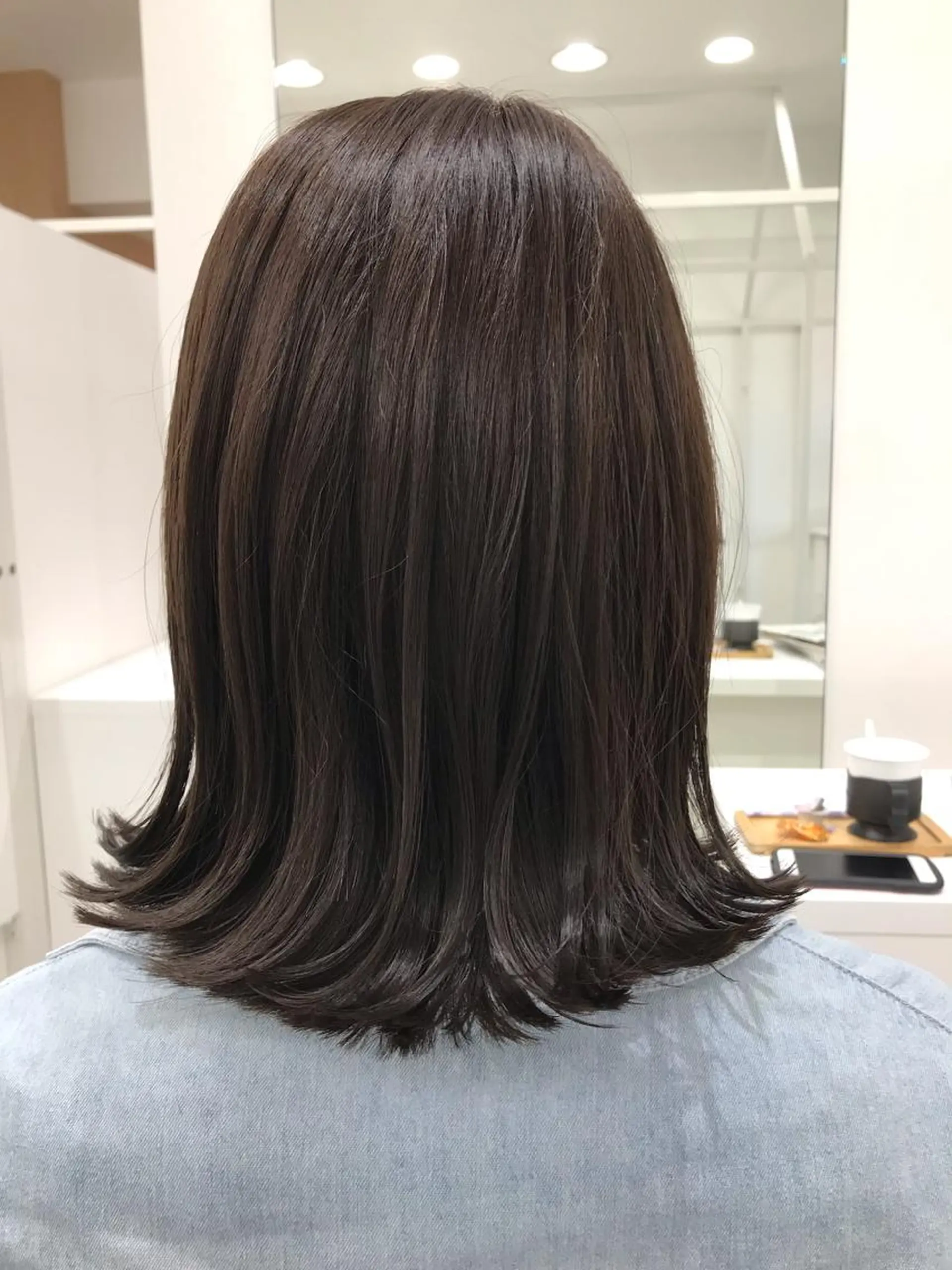 ミディアム カラー Adachi Fujikoのヘアスタイル