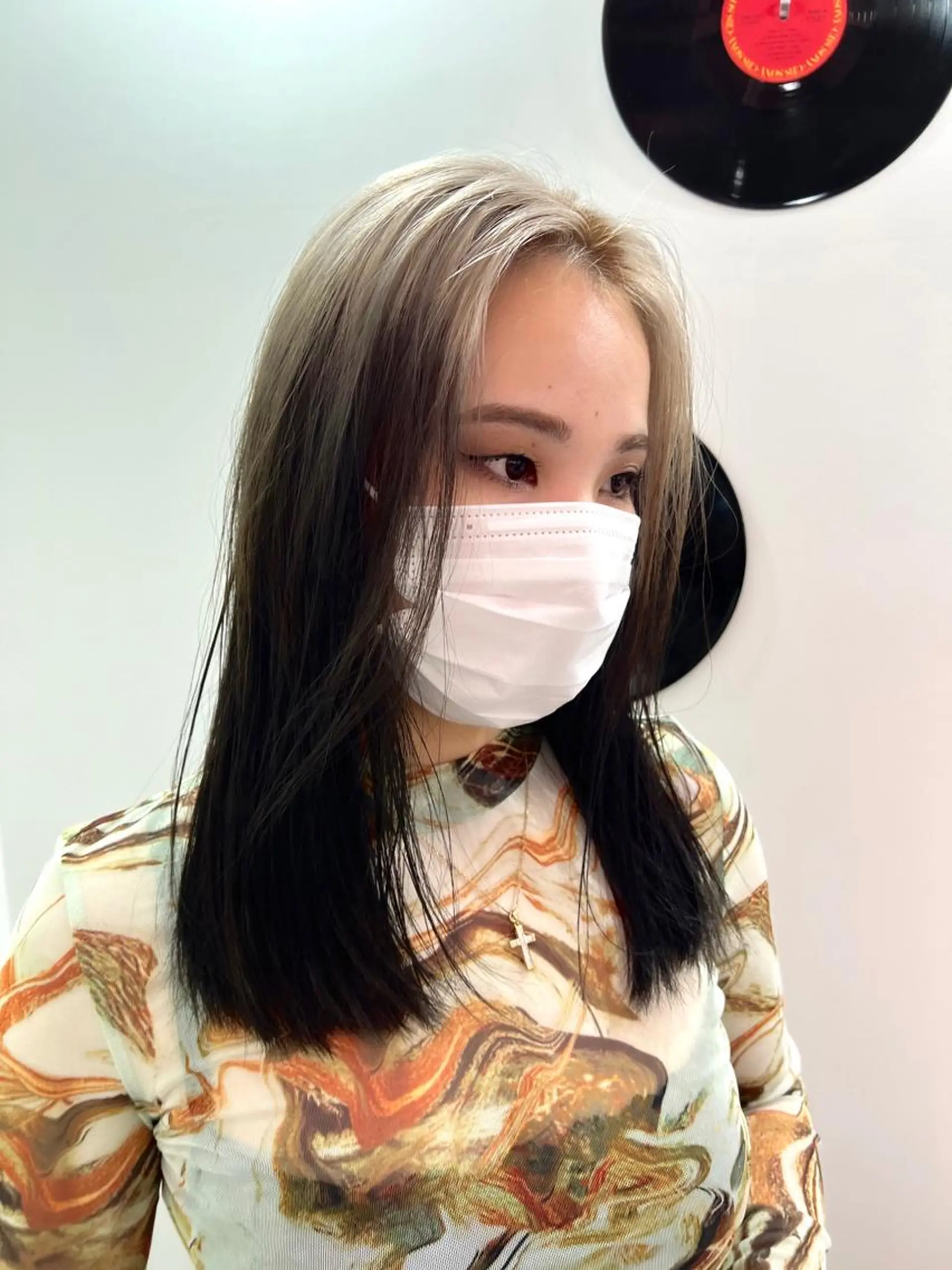 セミロング カラー パーマ ヘアアレンジ 🧨ブリーチー×ボブ レイヤー💎じゅえるのヘアスタイル