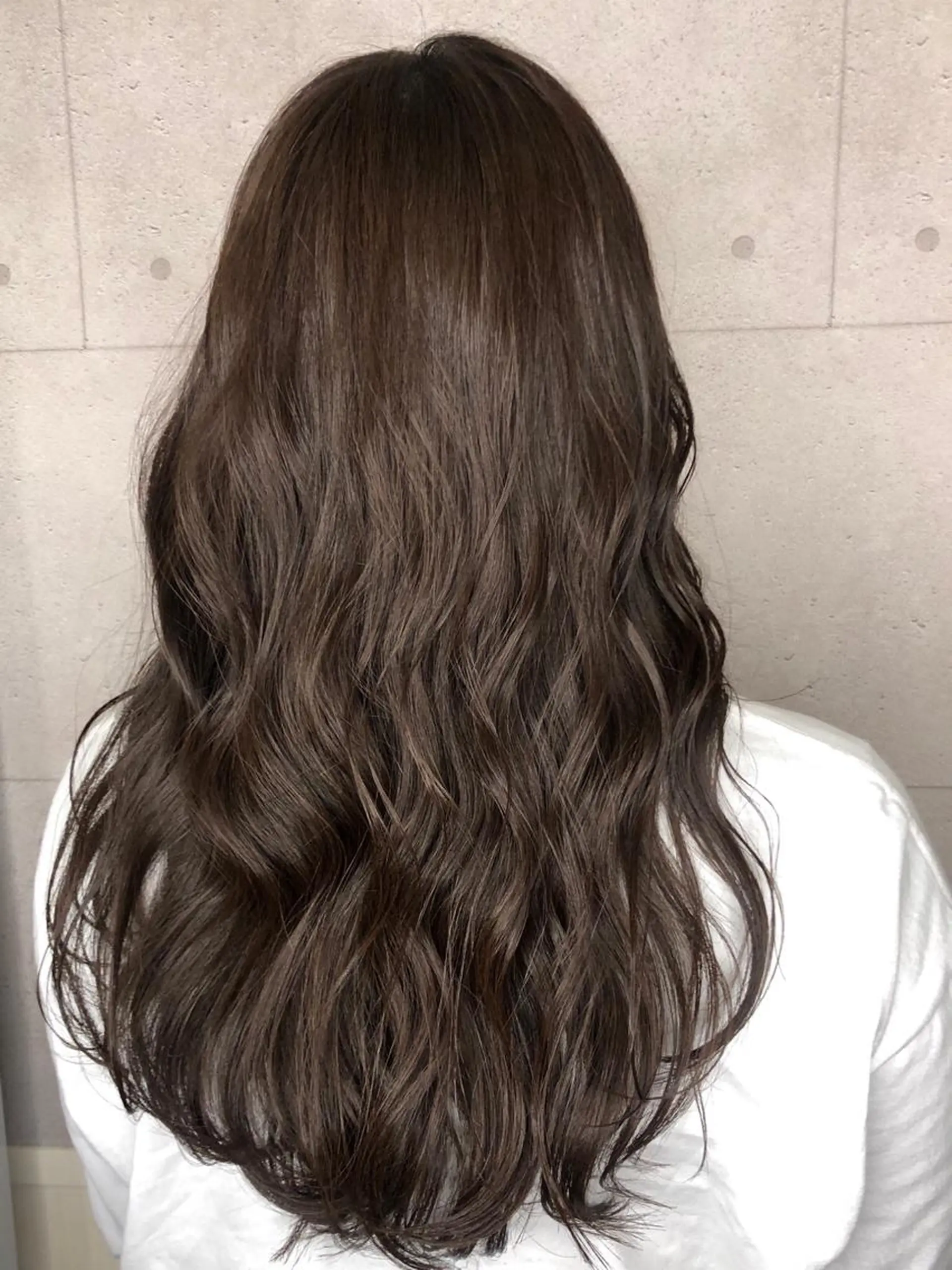 ロング カラー アッシュ アッシュグレー アッシュグレージュ 黒髪 グレージュ さかい なつみのヘアスタイル