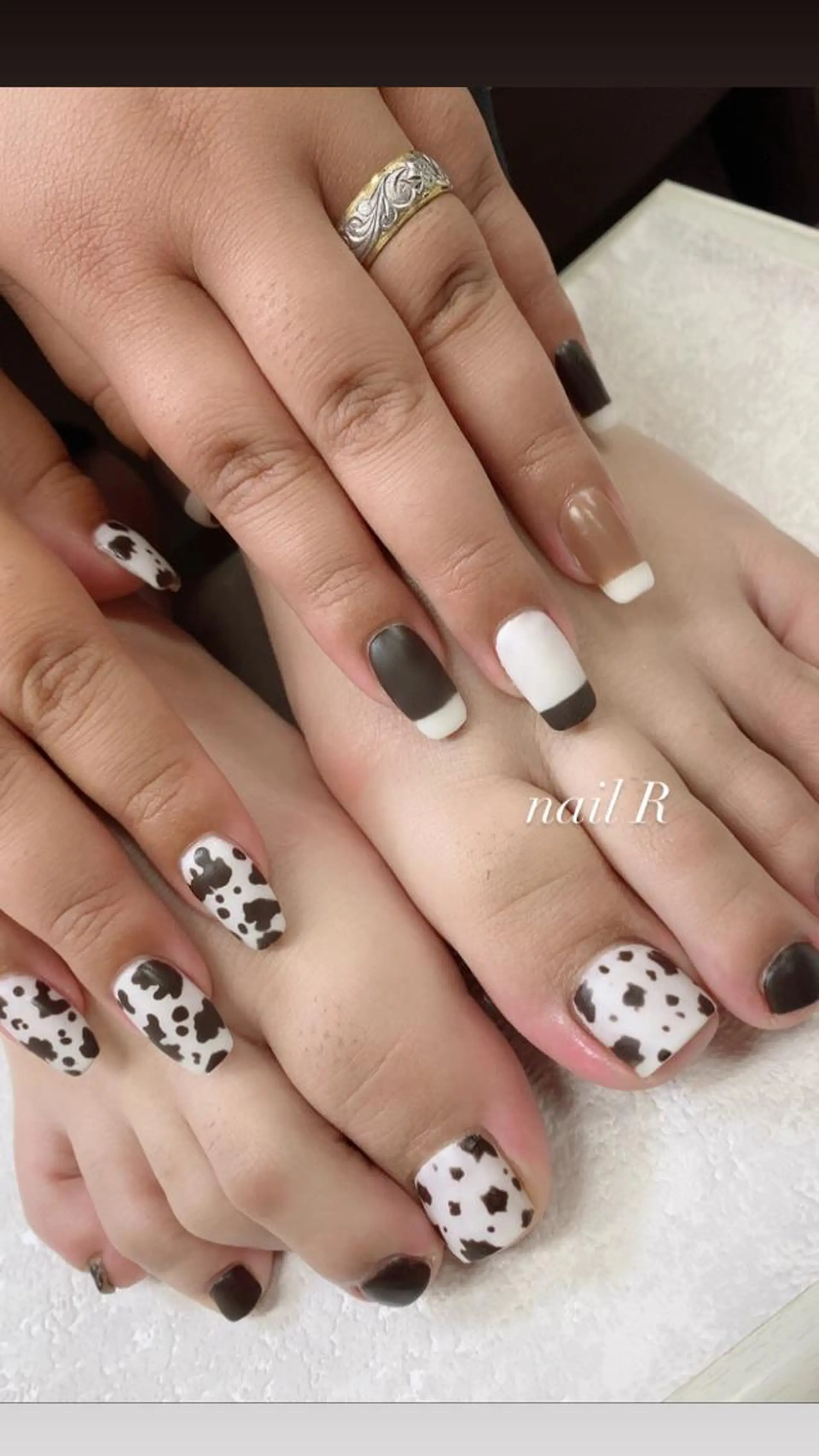 ミディアム ハンドネイル JNA認定講師🌸 RIEのネイルデザイン