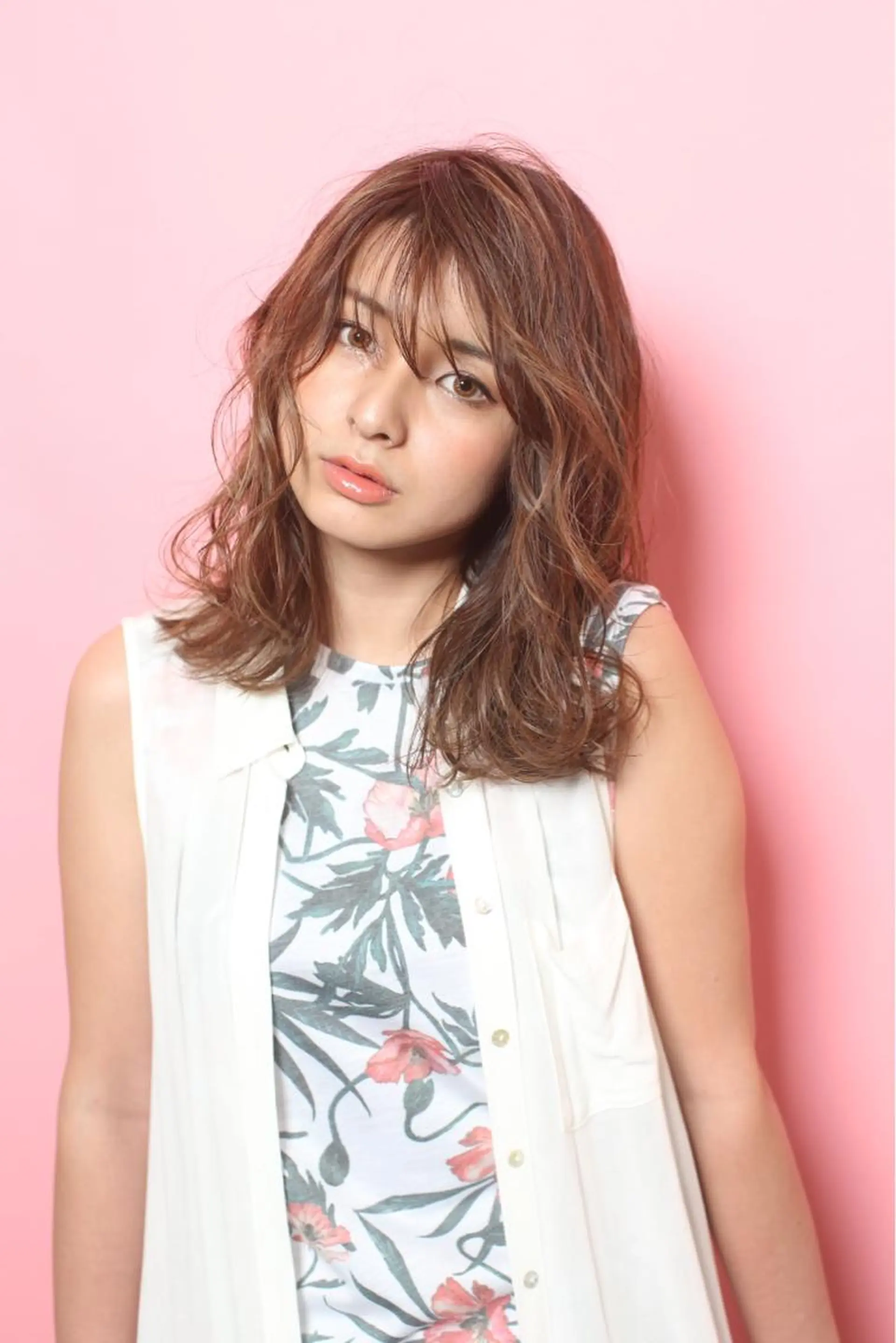 セミロング カラー ハイライトカラー ハイライト Lee 甲子園のヘアスタイル