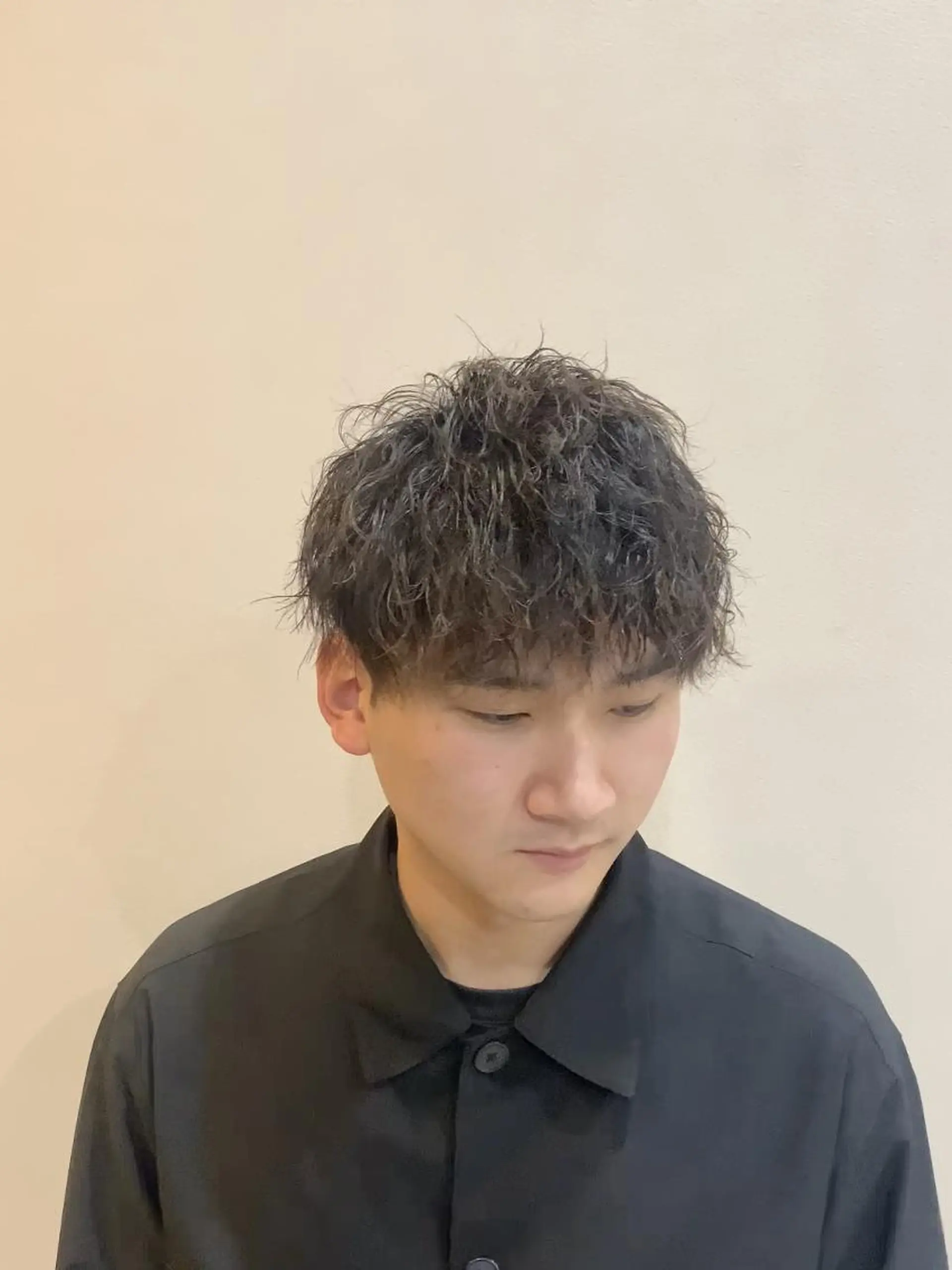 メンズ パーマ クセを最大限に活かす メンズパーマ奈良大祐のヘアスタイル