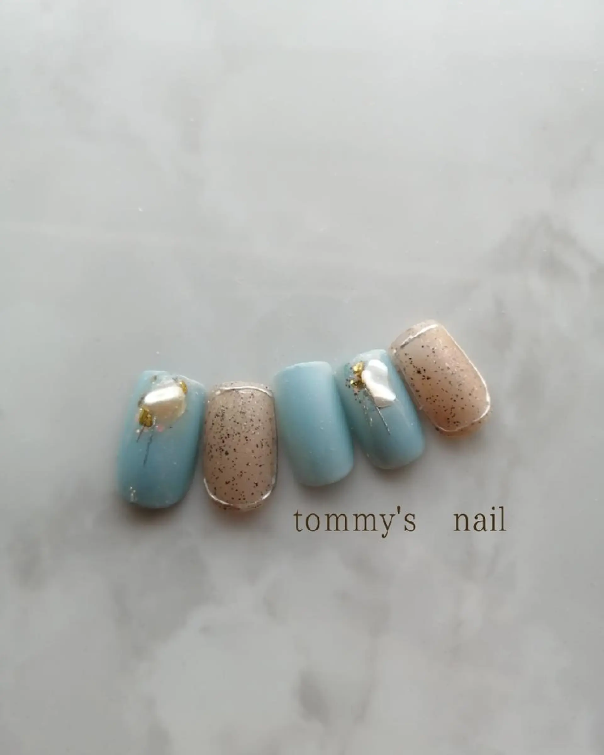 ネイル フットネイル ジェルネイル ミラーネイル ワンカラーネイル ハンドネイル tommy's nail所属・福岡/若よもぎ蒸し 全身美容が叶うサロンのネイルデザイン
