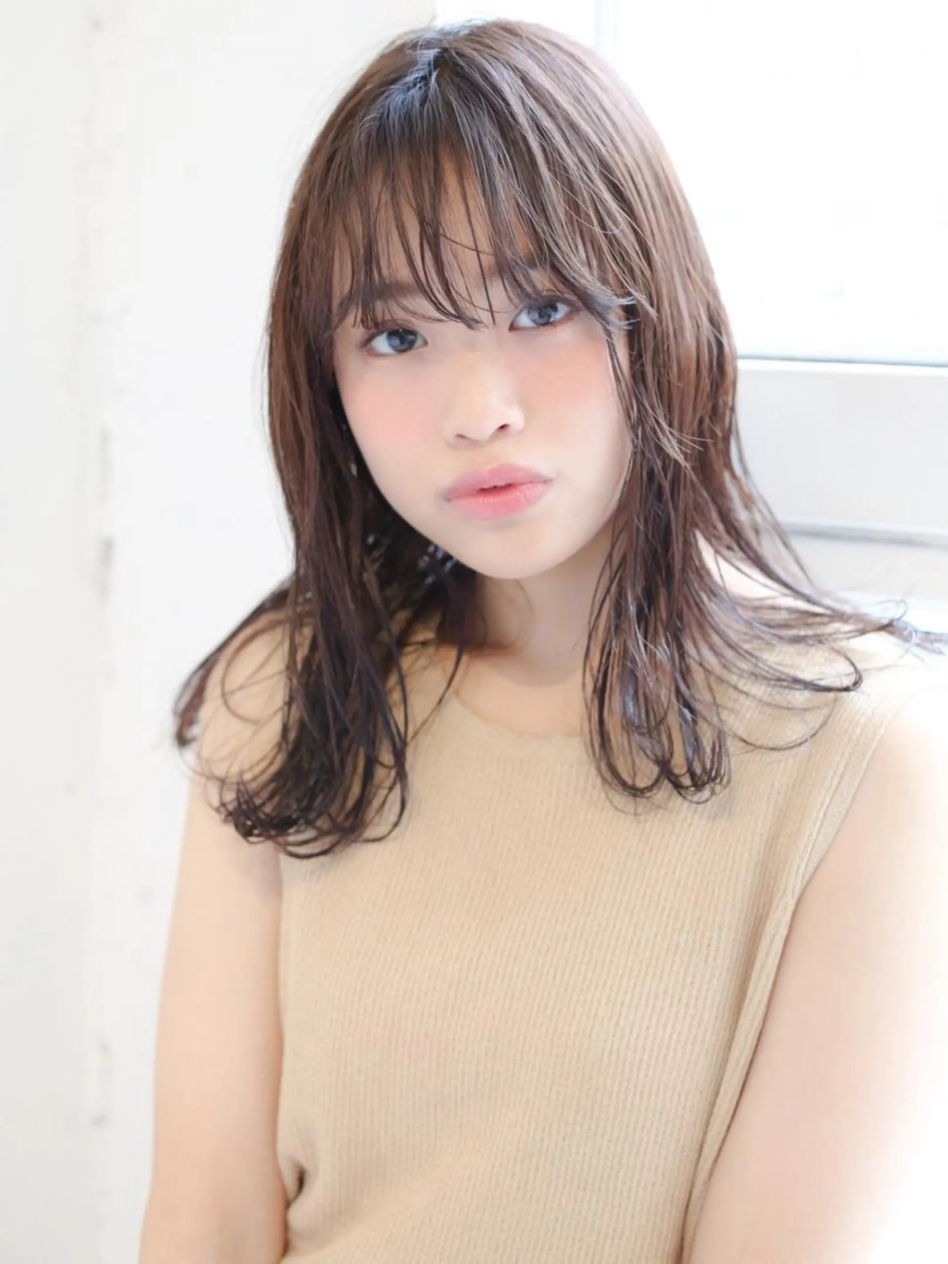 セミロング 石渡このみ 🍊レイヤーカットのヘアスタイル