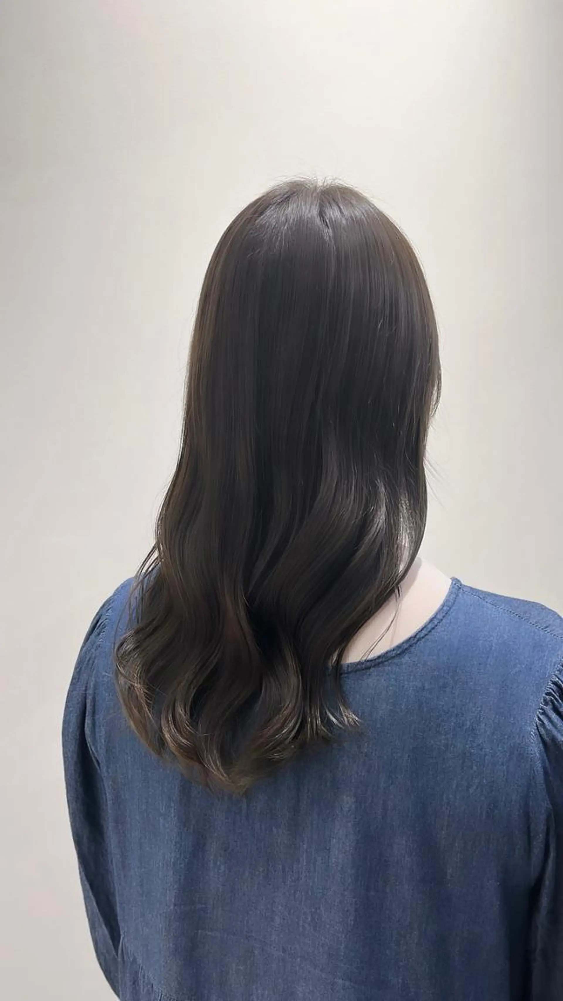 ロング カラー グレージュ オリーブグレージュ オリーブグレー カット ヘアカラー トリートメント ROW町田★ 船木のヘアスタイル