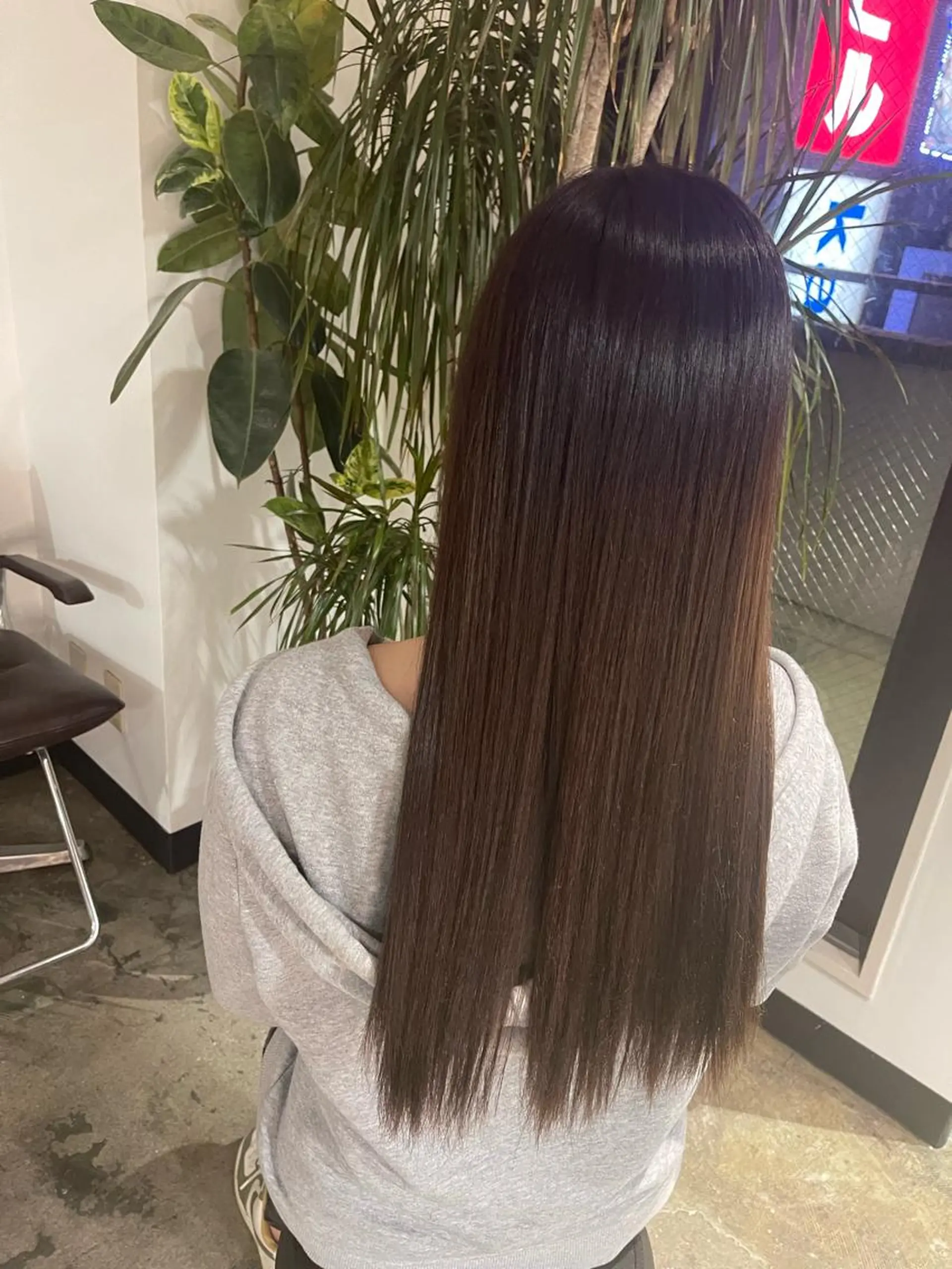 縮毛矯正 ヘアローラン所属・💕 manaka🌺のヘアスタイル