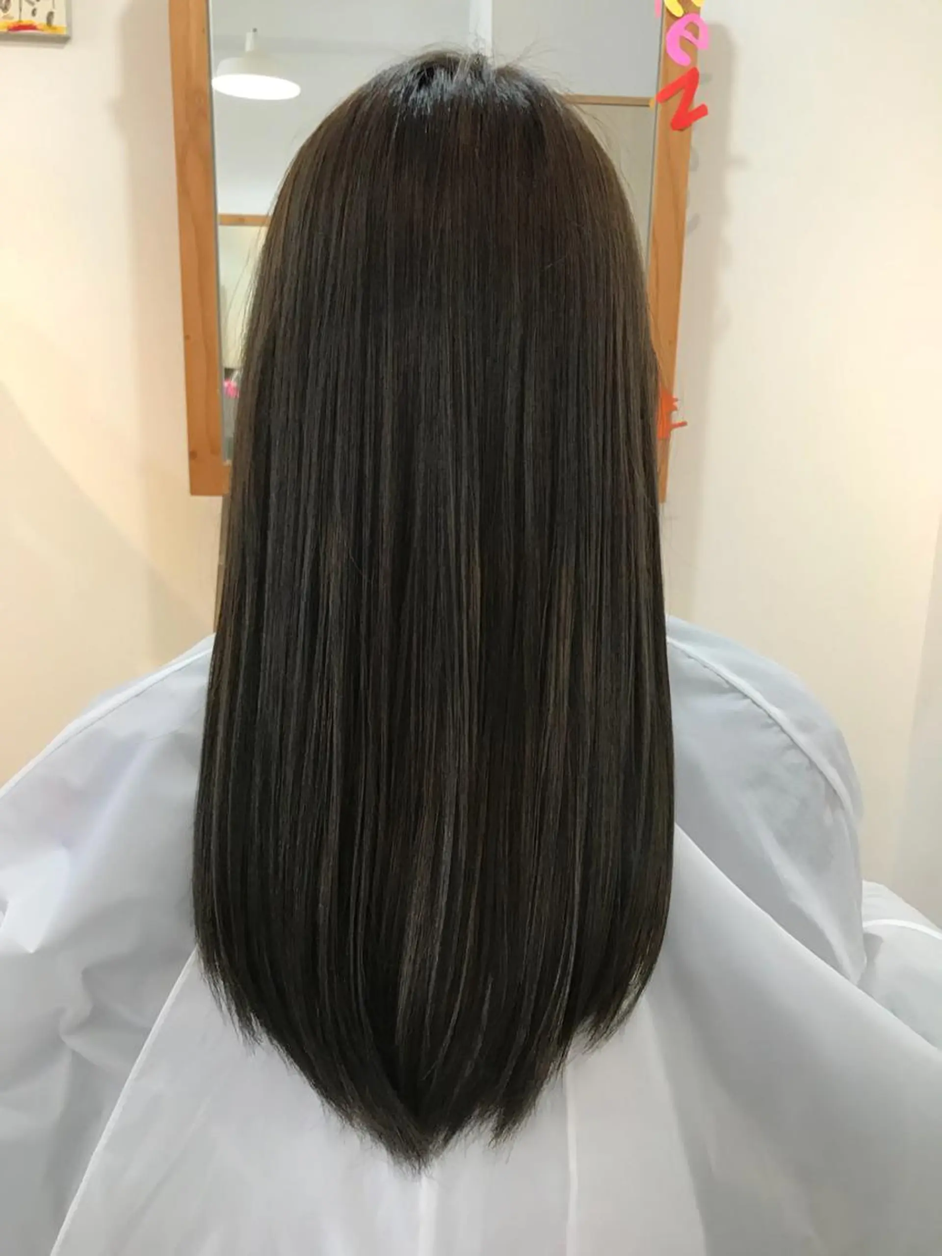 セミロング カラー ViaLa Hair 🌈すずきたくむ✂︎のヘアスタイル