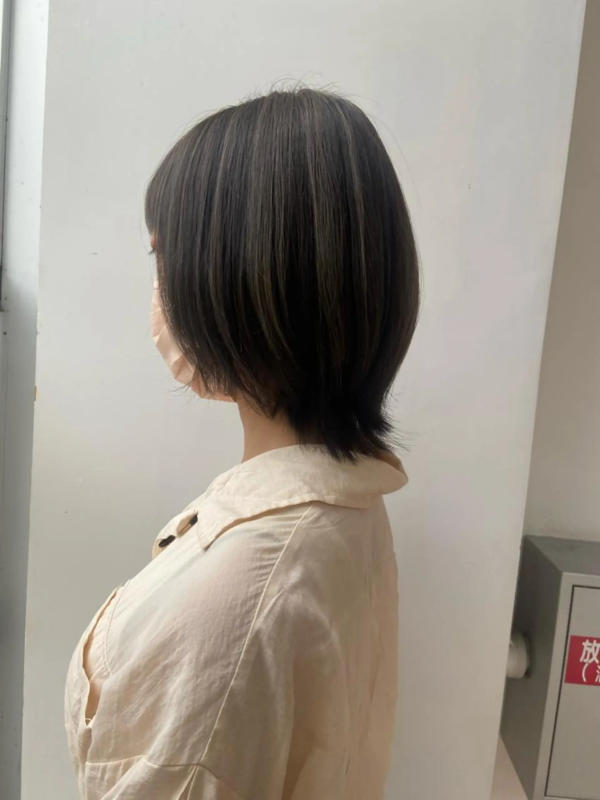 ショート カラー ヘアアレンジ ハイライトカラー シルバー ハイライト Rinon所属・沖 真琴のヘアスタイル