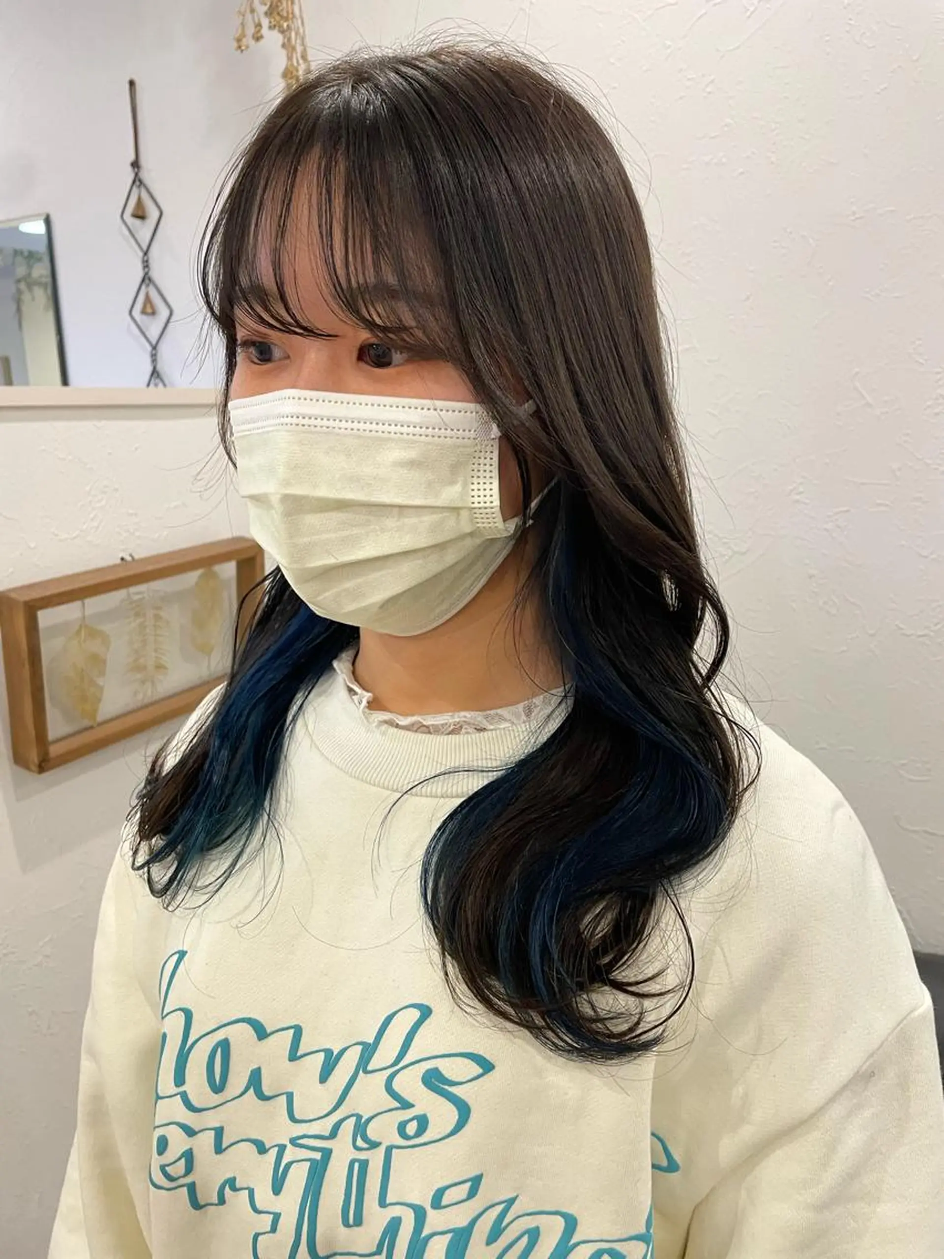 セミロング カラー ブルーカラー インナーカラー くびれヘア 韓国風ヘア ヘアカラー m ā l o.🌷 サカモトマイコのヘアスタイル