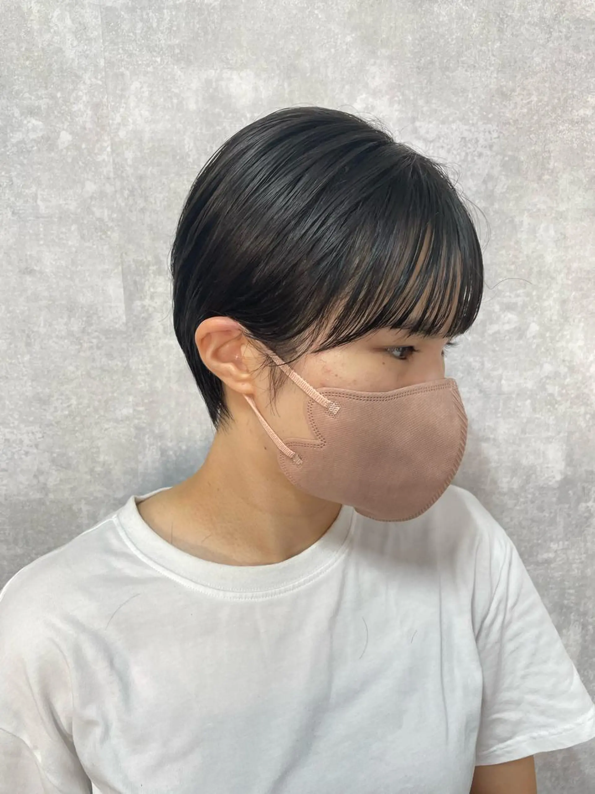 ショート 切りっぱなしボブ ショートボブ ハンサムショート 丸みショート アッシュ C’LD hair produce /シールドヘア所属・モテ髪/ボブ/ショー ト/アダチフウトのヘアスタイル