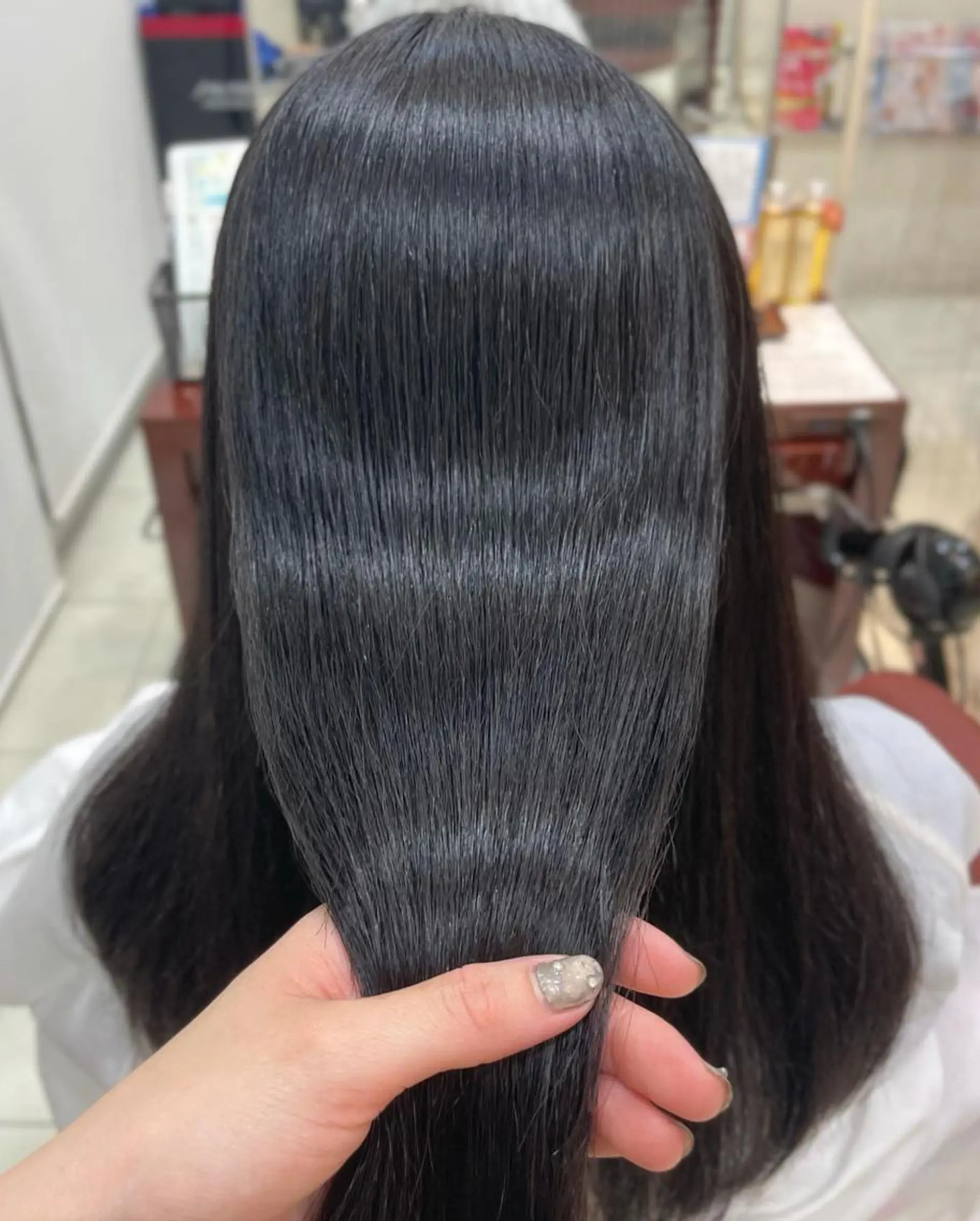 ミディアム カラー パーマ ヘアアレンジ メンズ キッズ マツエク・マツパ ケアカラー パリジェンヌラッシュリフト まつげパーマ エクステ 髪質改善 sara 荒井店のヘアスタイル