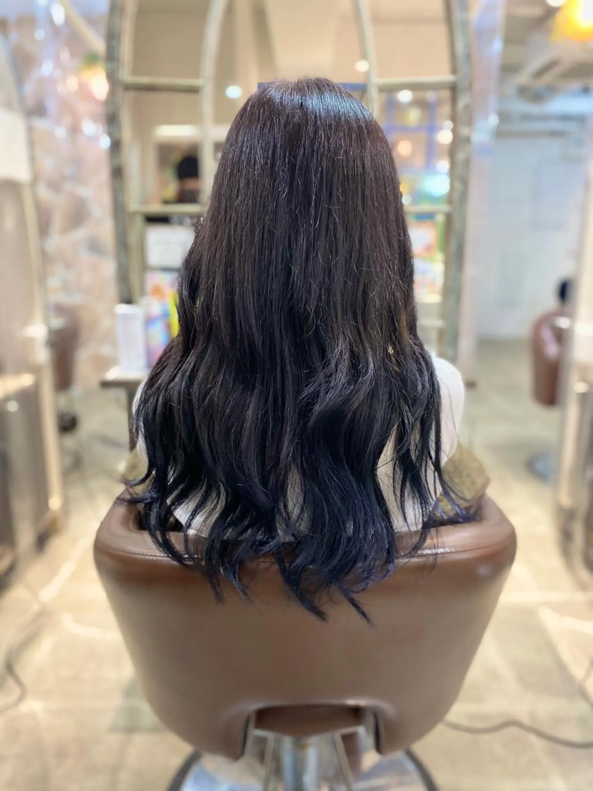 セミロング エリアNo.1カラー ⭐️hikaru⭐️のヘアスタイル