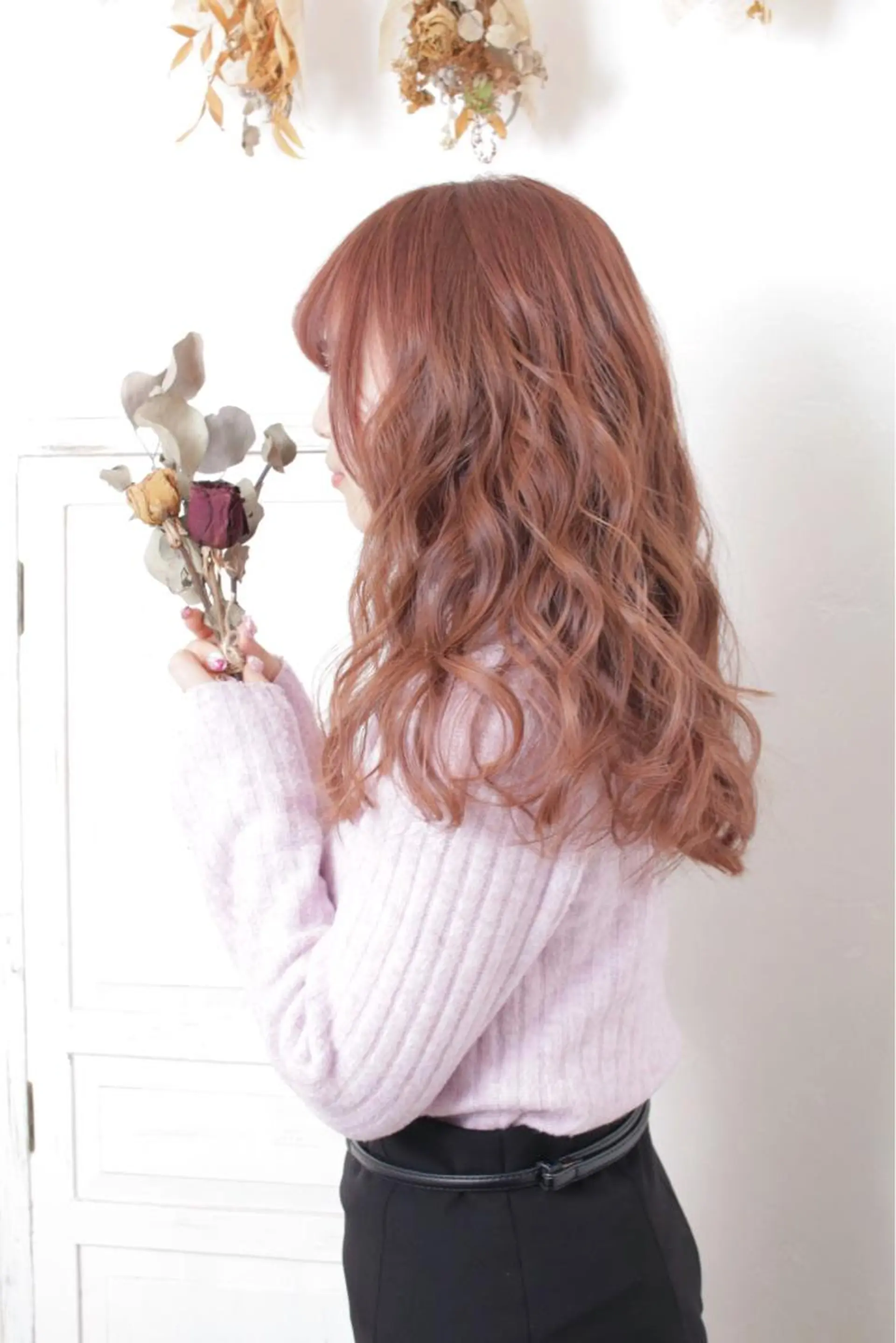 ロング カラー パーマ ヘアアレンジ 推し活専用 【派手髪】飯野ゆかりのヘアスタイル