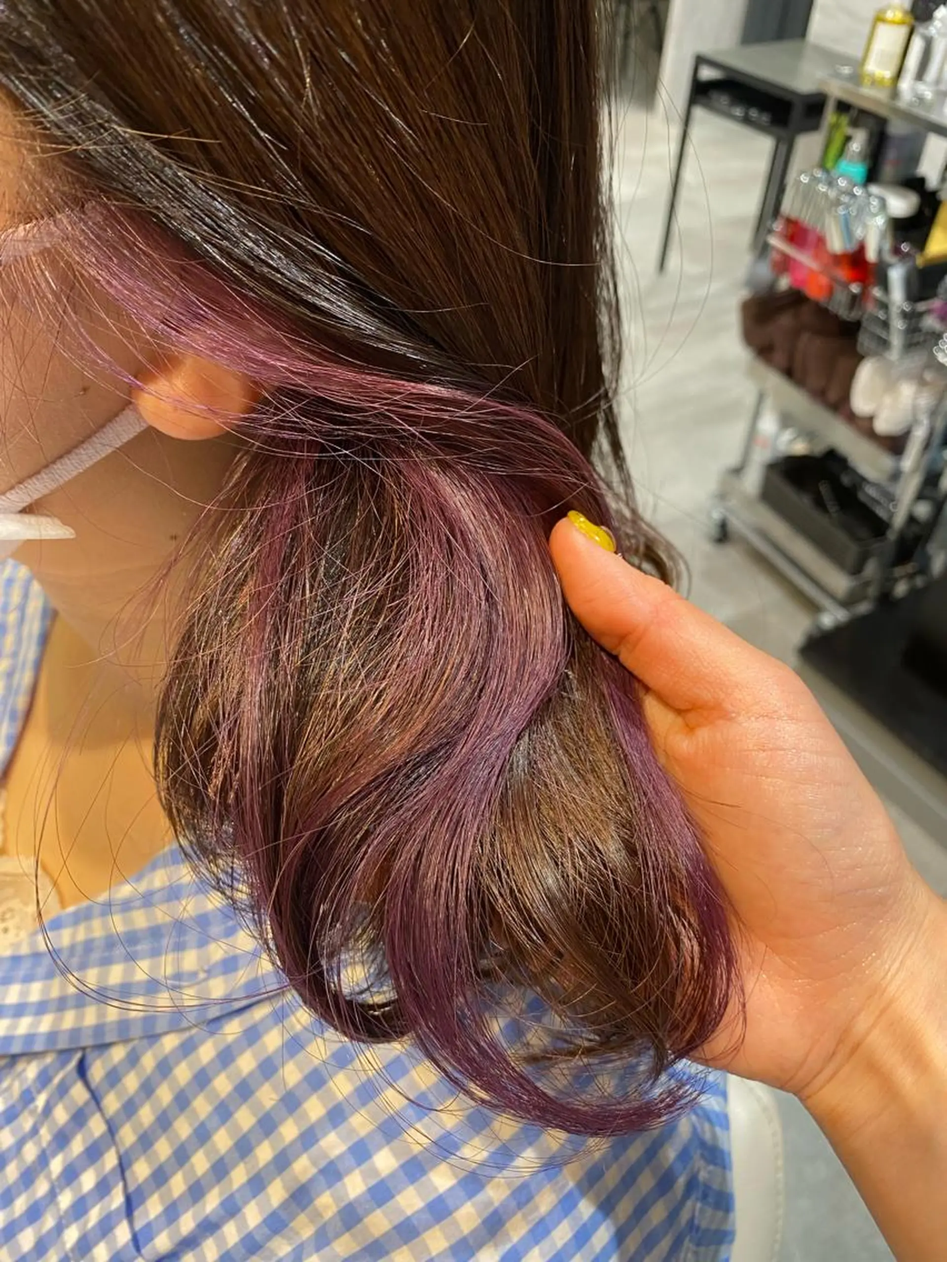 ミディアム まひろ エクステ／ハイトーンのヘアスタイル