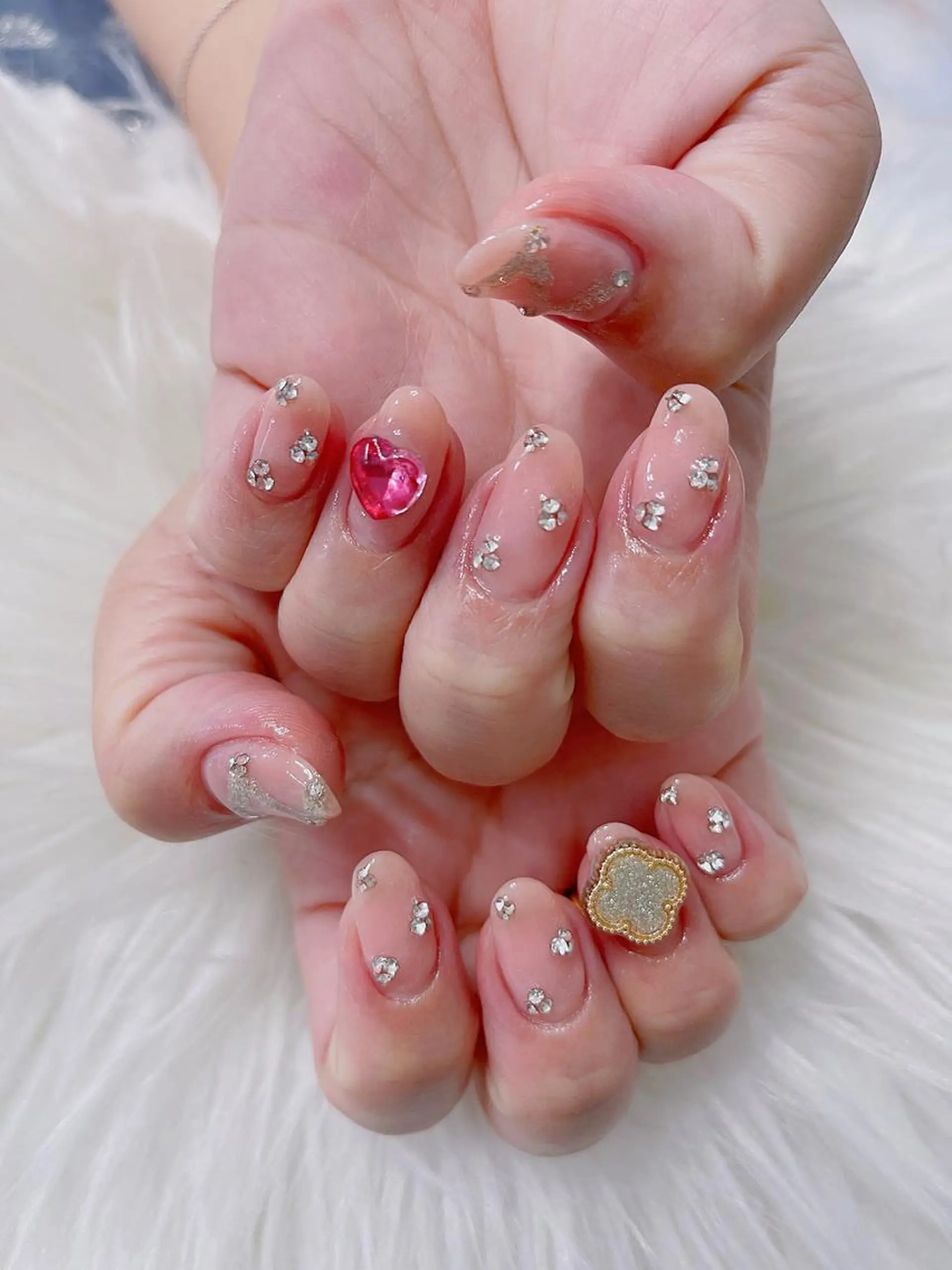 ネイル 菲菲ネイルサロン所属・FF フィフィネイルサロンのネイルデザイン