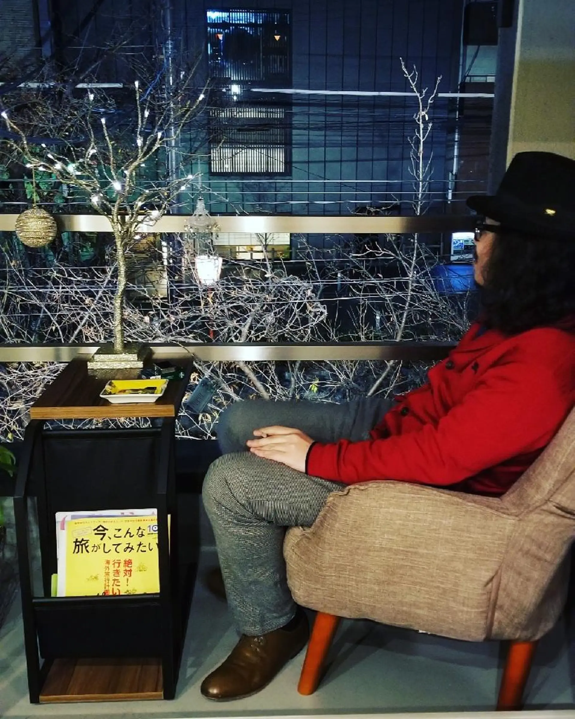 ミディアム メンズ パーマ メンズバレイヤージュ 外国人風カラー レイヤーカット カット パーマ spa hair  ark 富井直美のヘアスタイル